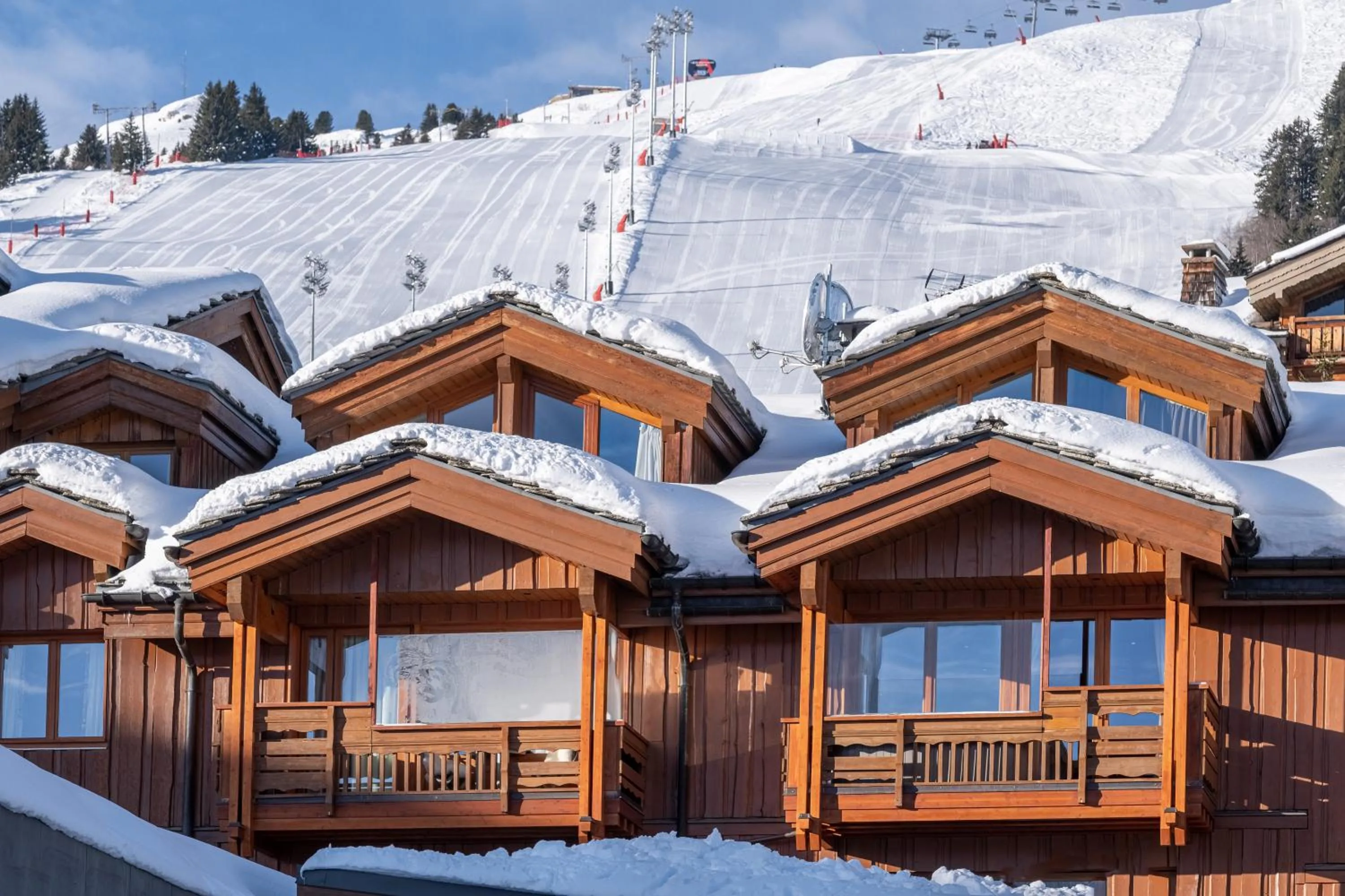 Property building in Résidence Pierre & Vacances Premium Les Chalets du Forum