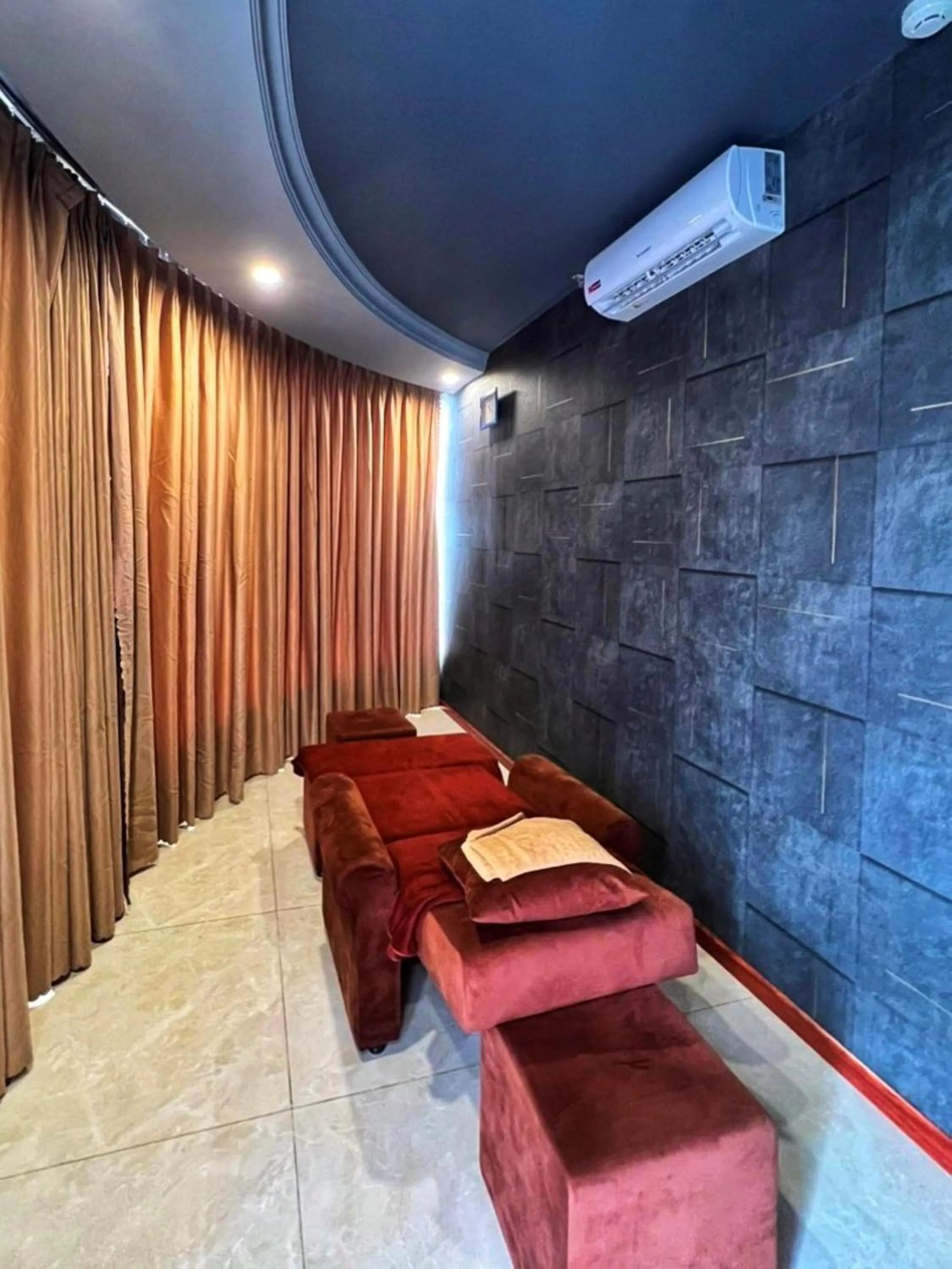 Massage in K Hotel Sauna and Massage