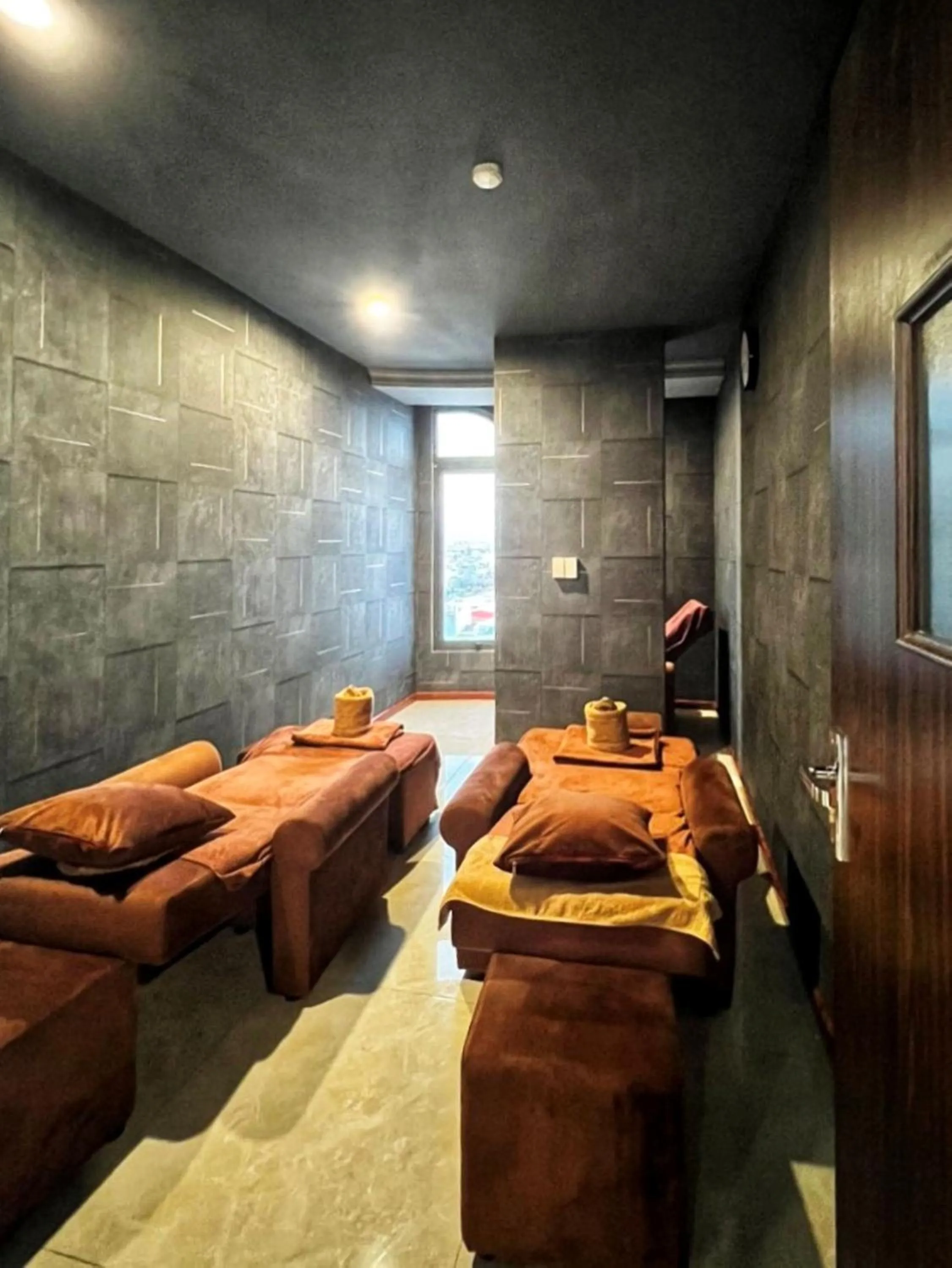 Massage in K Hotel Sauna and Massage