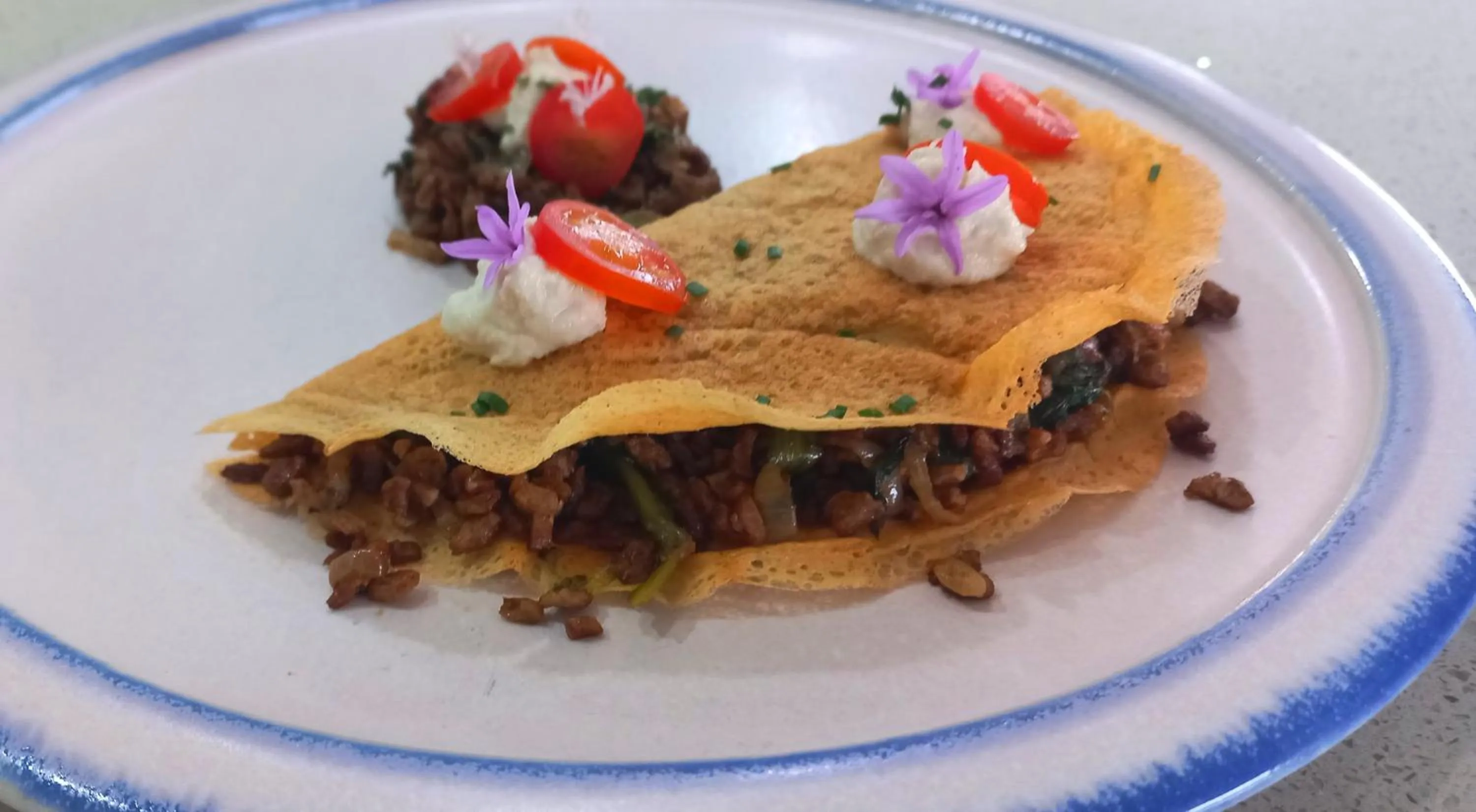 Breakfast in Beach Break B&B - Deluxe Suites