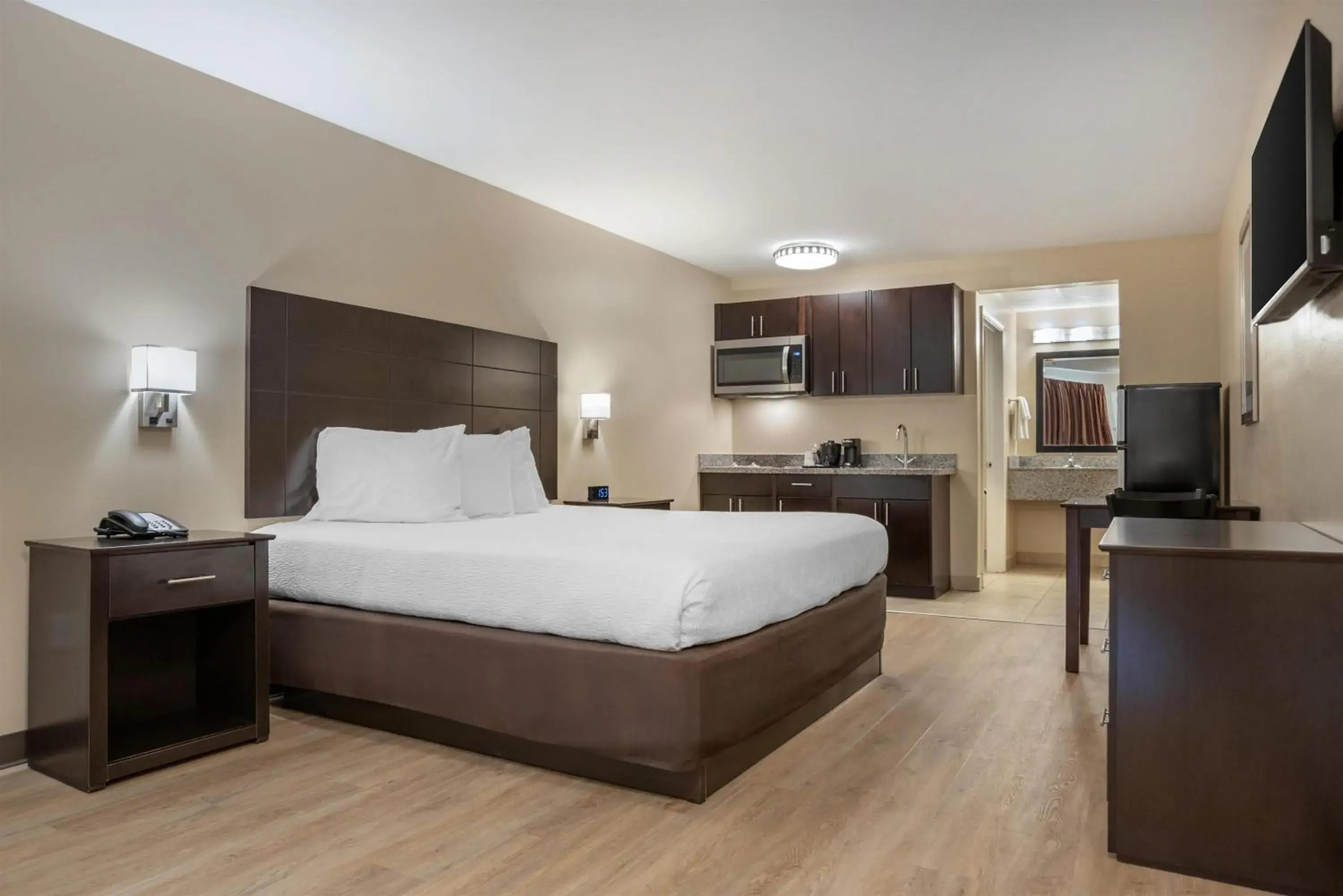 King Room with Kitchenette - Second Floor/Smoking in SureStay Studio by Best Western Gonzales King Room with Kitchenette - Second Floor/Smoking in SureStay Studio by Best Western Gonzales