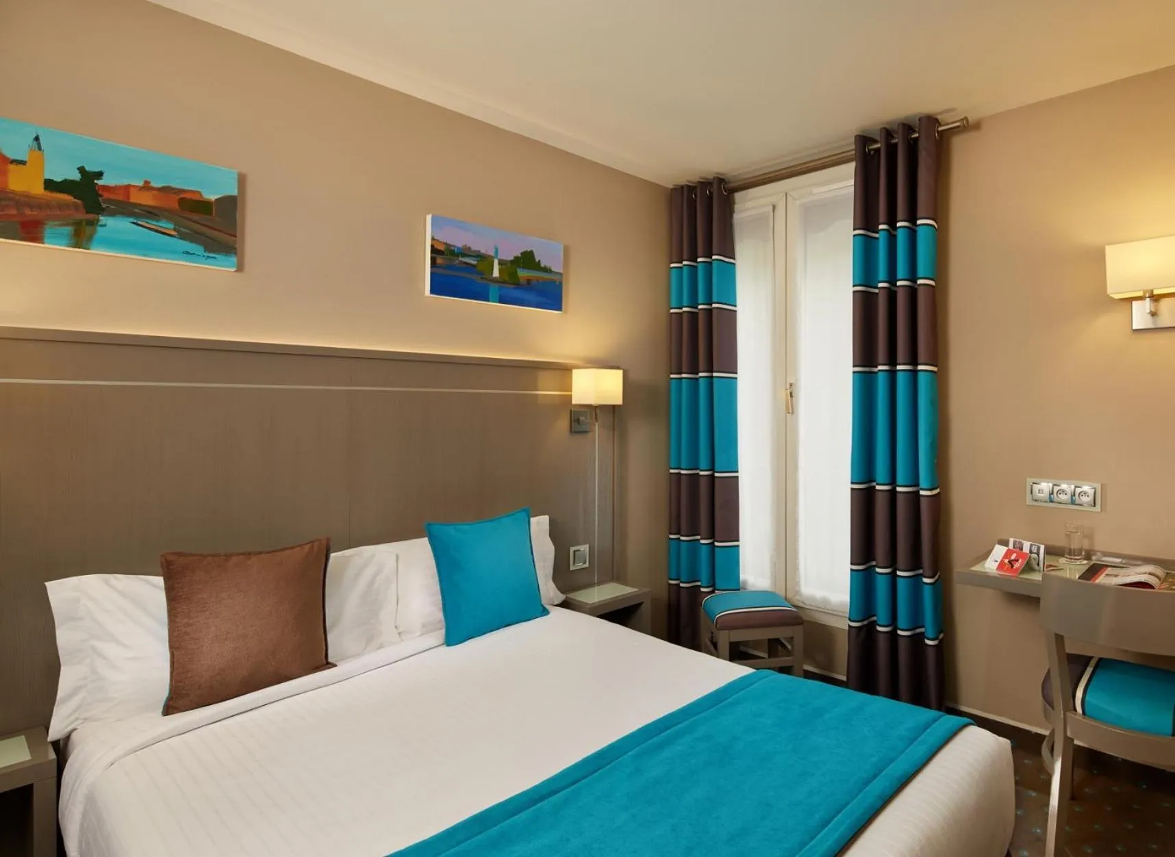 Bed in Beaugrenelle St-Charles Tour Eiffel