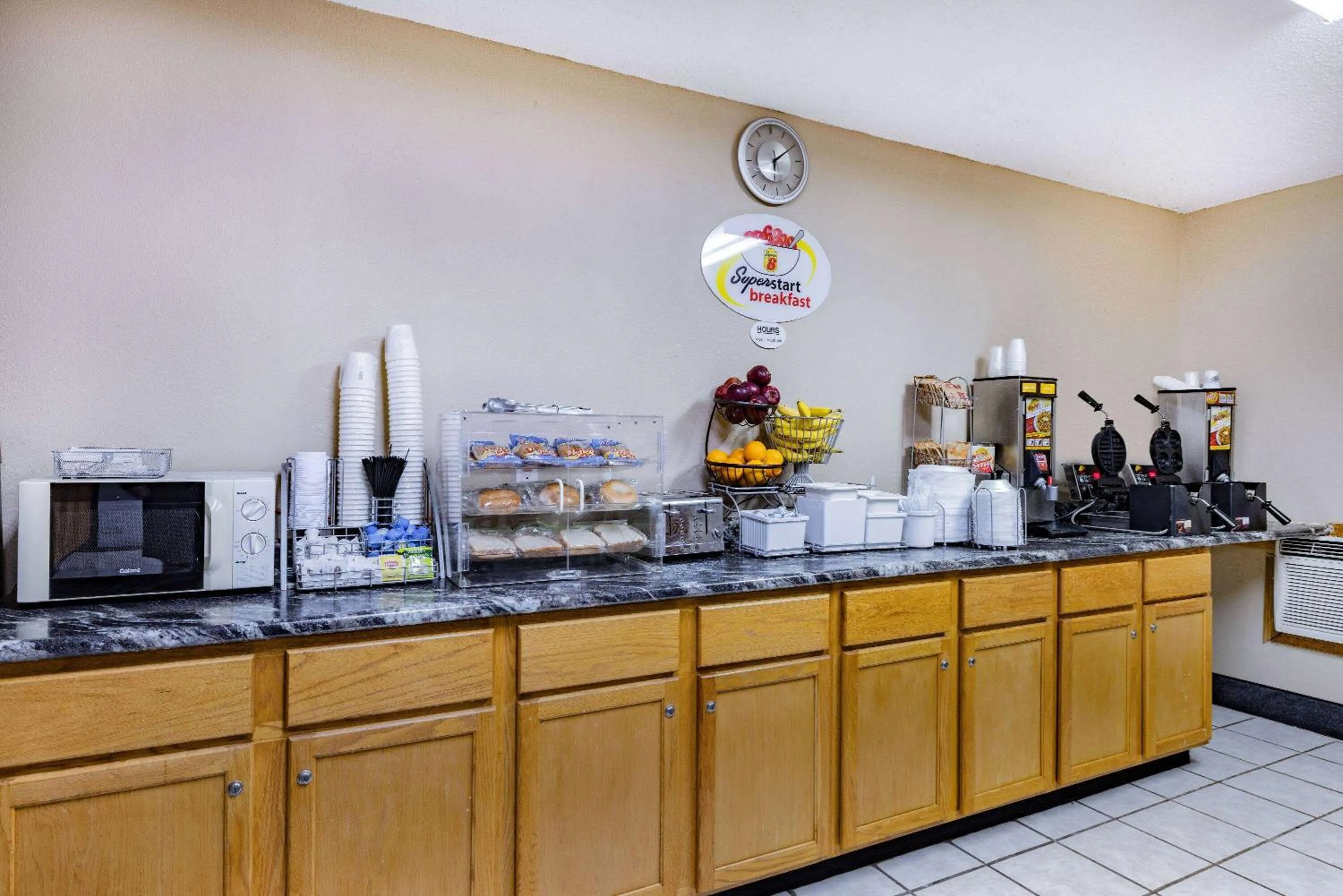 Breakfast in Super 8 by Wyndham Valentine NE
