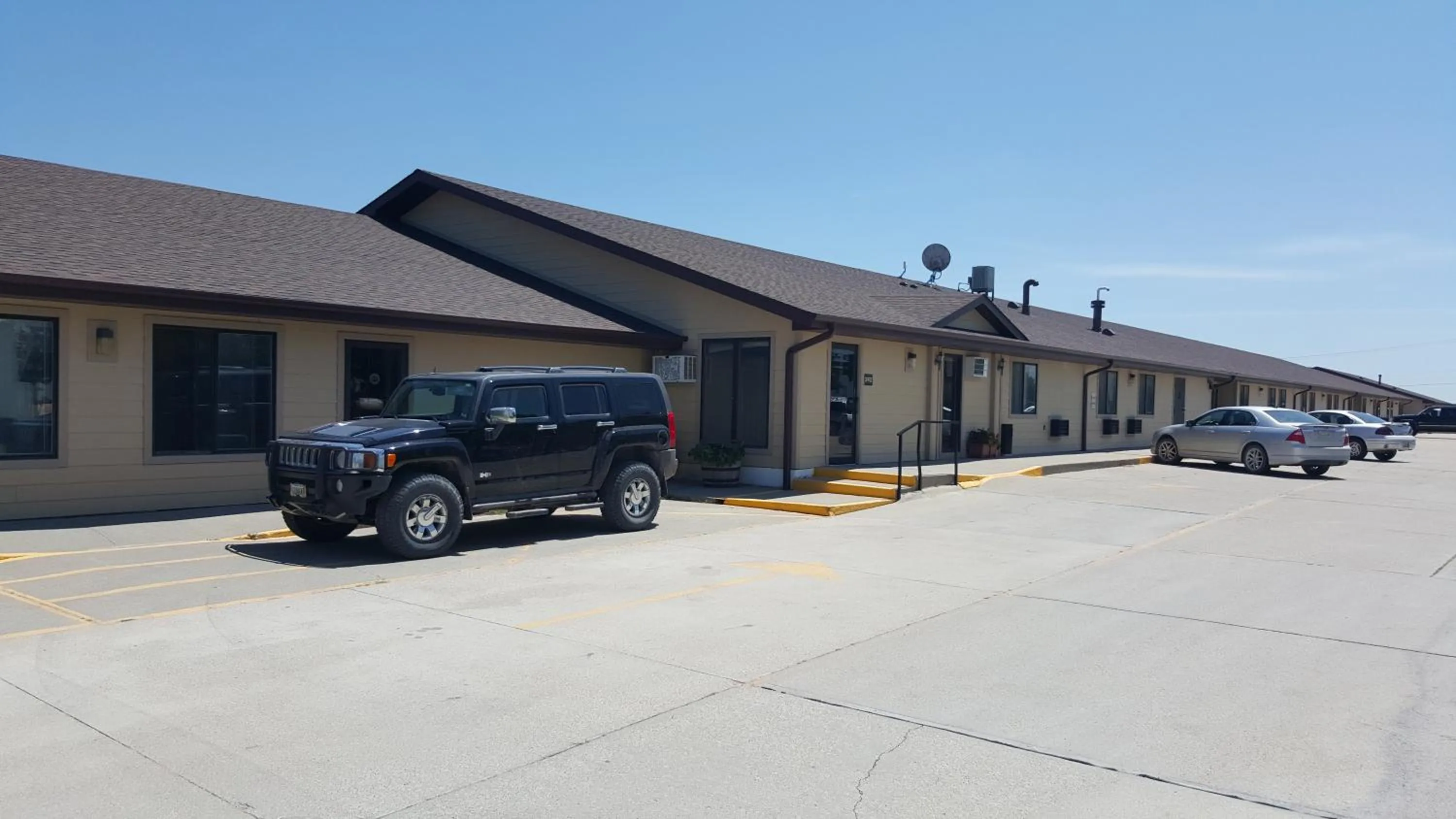 Property building in Super 8 by Wyndham Valentine NE