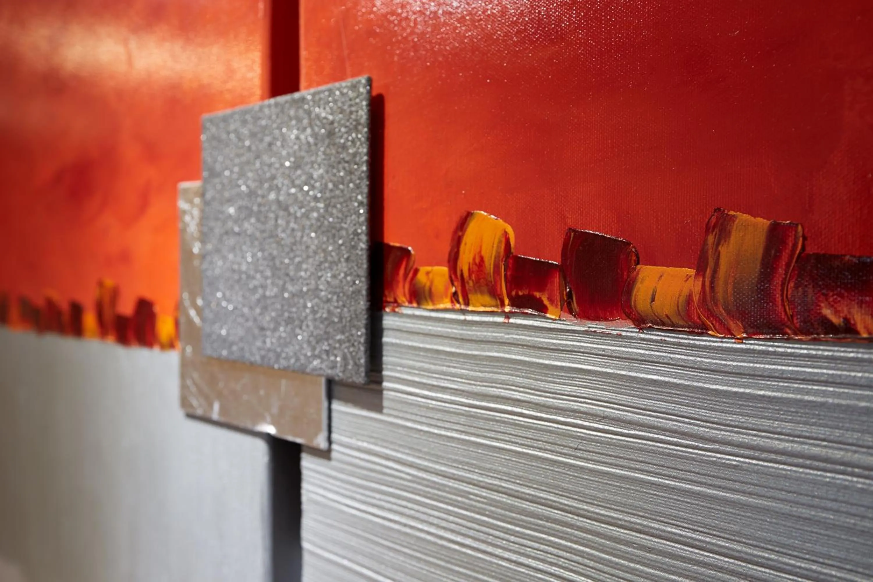 Decorative detail in Alizé Grenelle Tour Eiffel