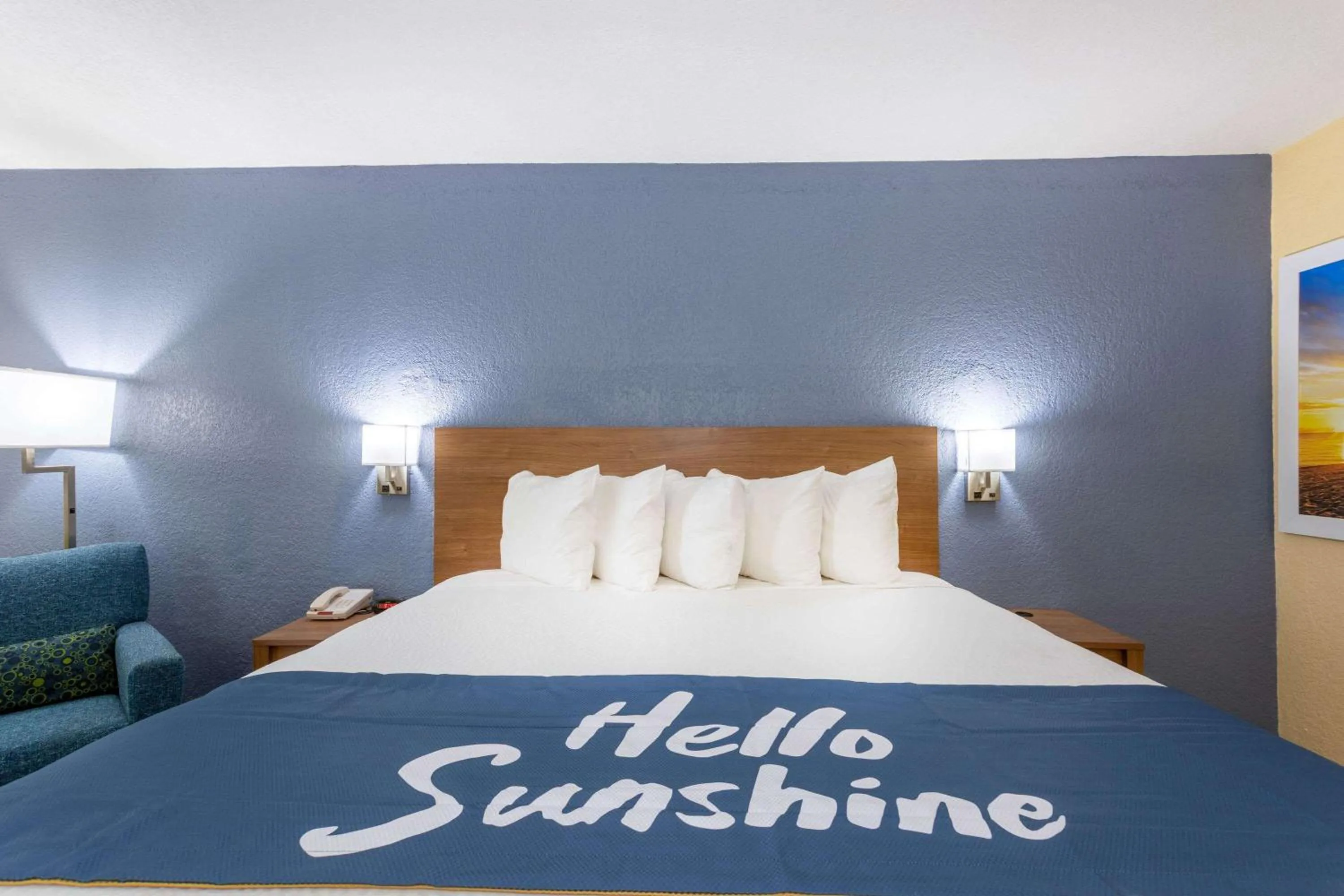 Photo of the whole room in Days Inn by Wyndham Apopka/Orlando