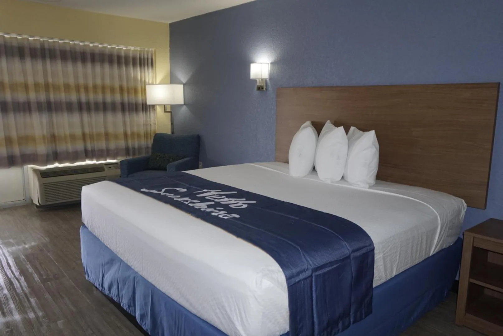 Photo of the whole room in Days Inn by Wyndham Apopka/Orlando