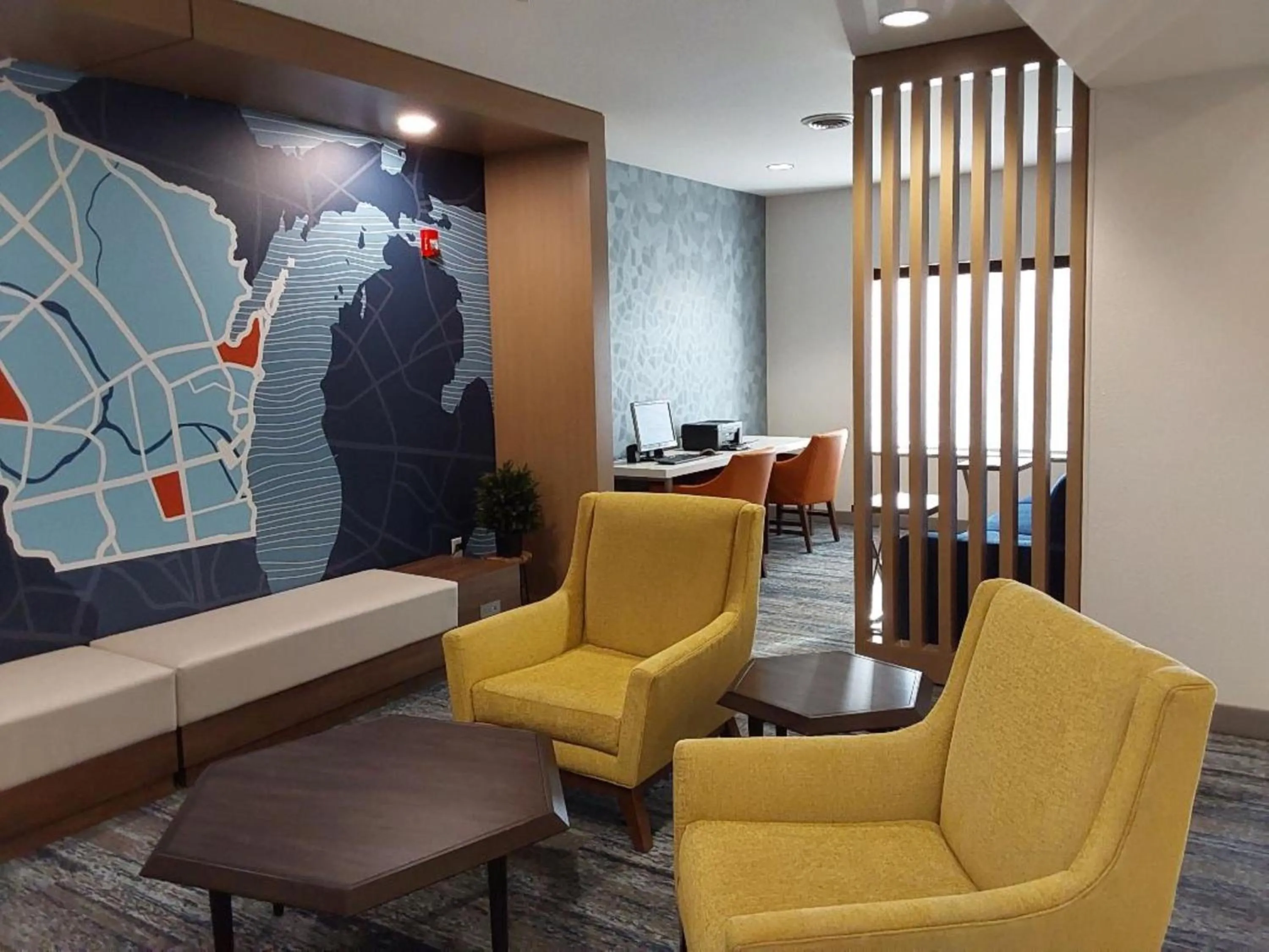 Property building in Holiday Inn Express Hotel & Suites Antigo by IHG