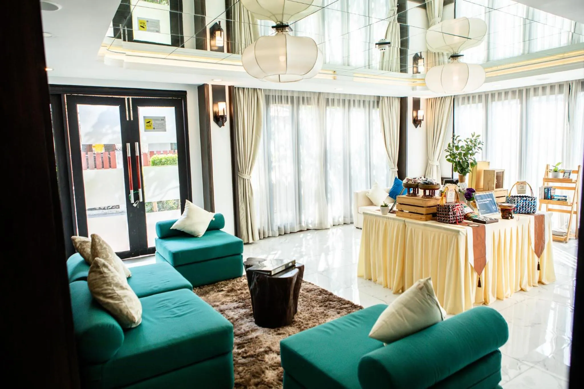 Lobby or reception in The Experience Walking Street Chiang Mai