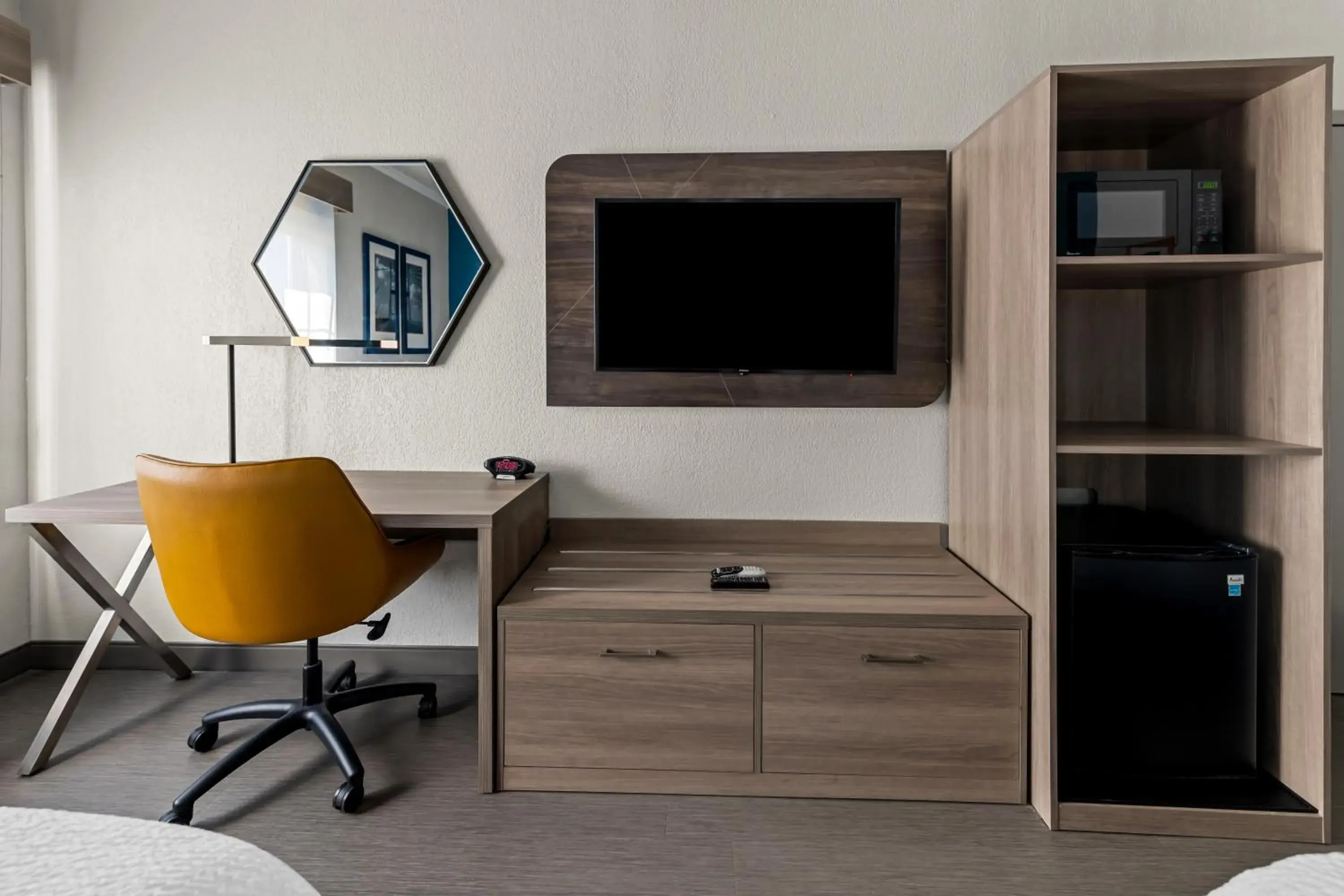 Standard Room in Holiday Inn Express Saint Simons Island by IHG Standard Room in Holiday Inn Express Saint Simons Island by IHG