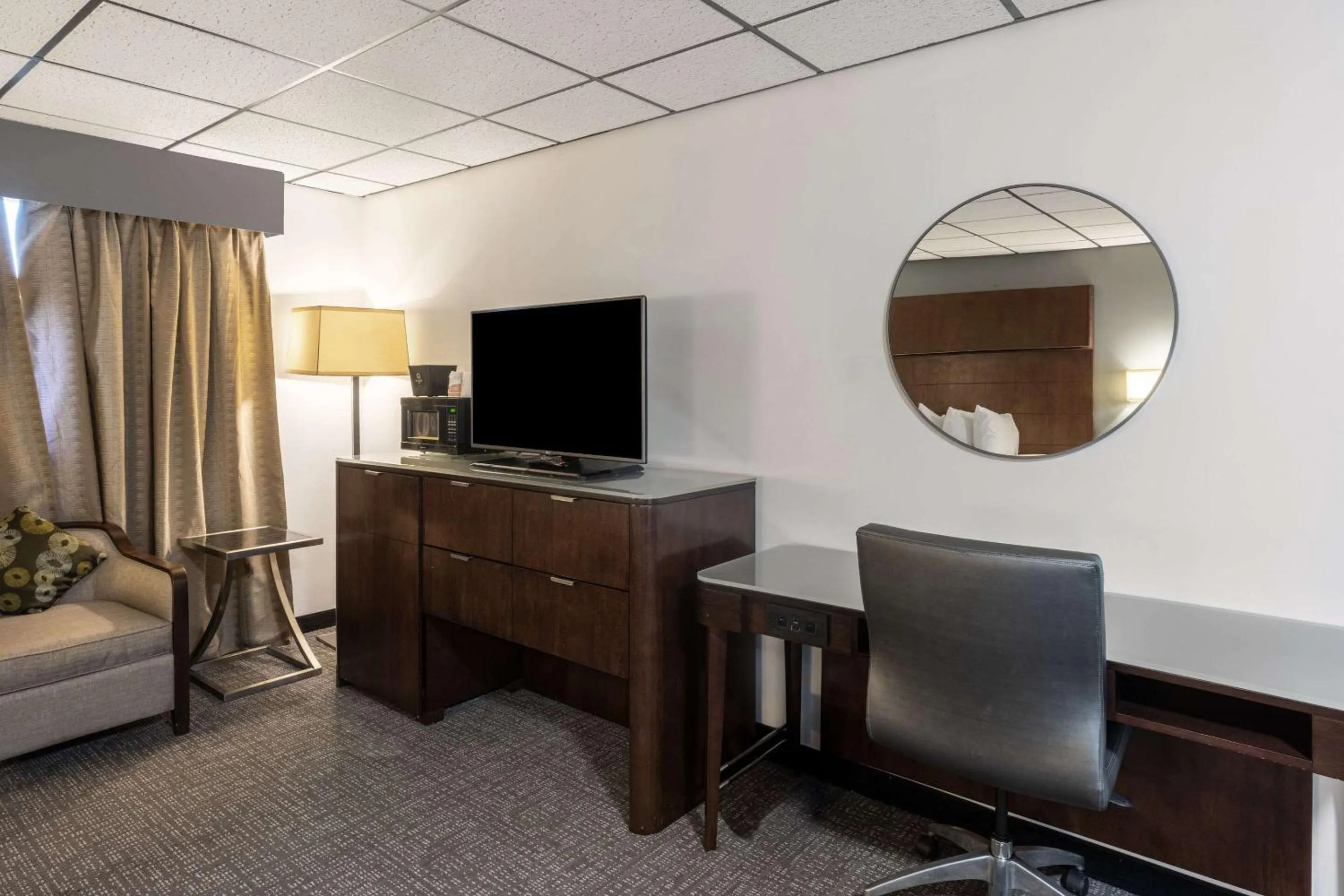 Bedroom in Quality Inn & Suites Caribou