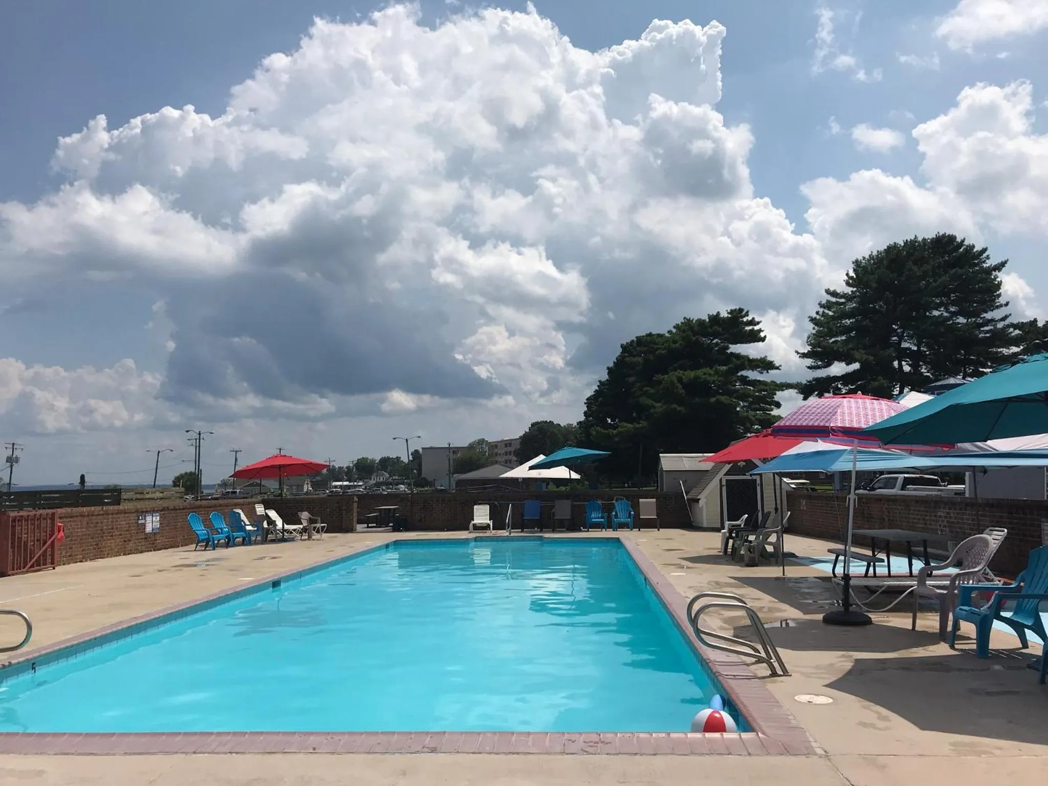 Pool view in River Edge Inn