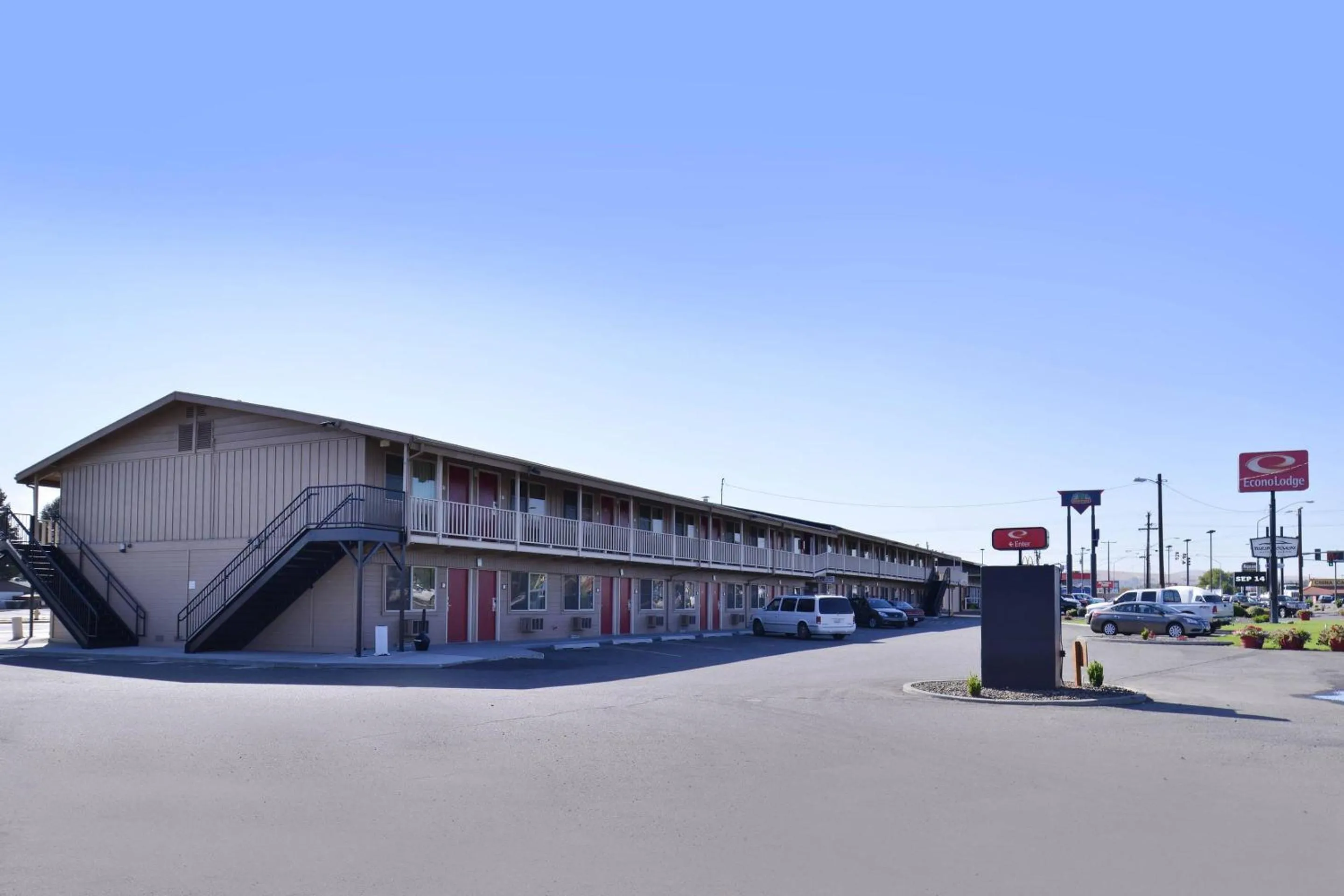 Property building in Econo Lodge Kennewick Tri-Cities