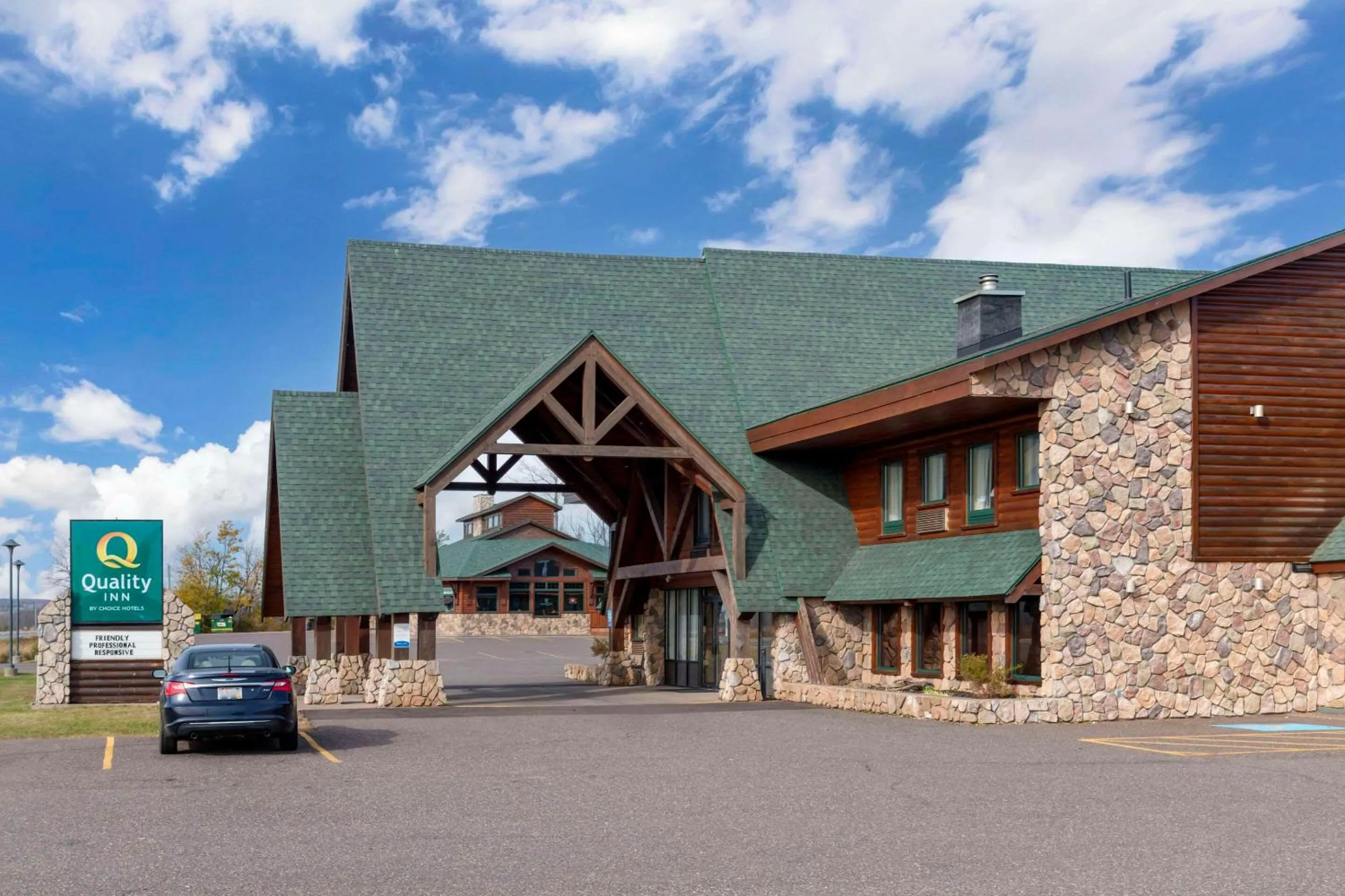 Property building in Quality Inn Ashland - Lake Superior