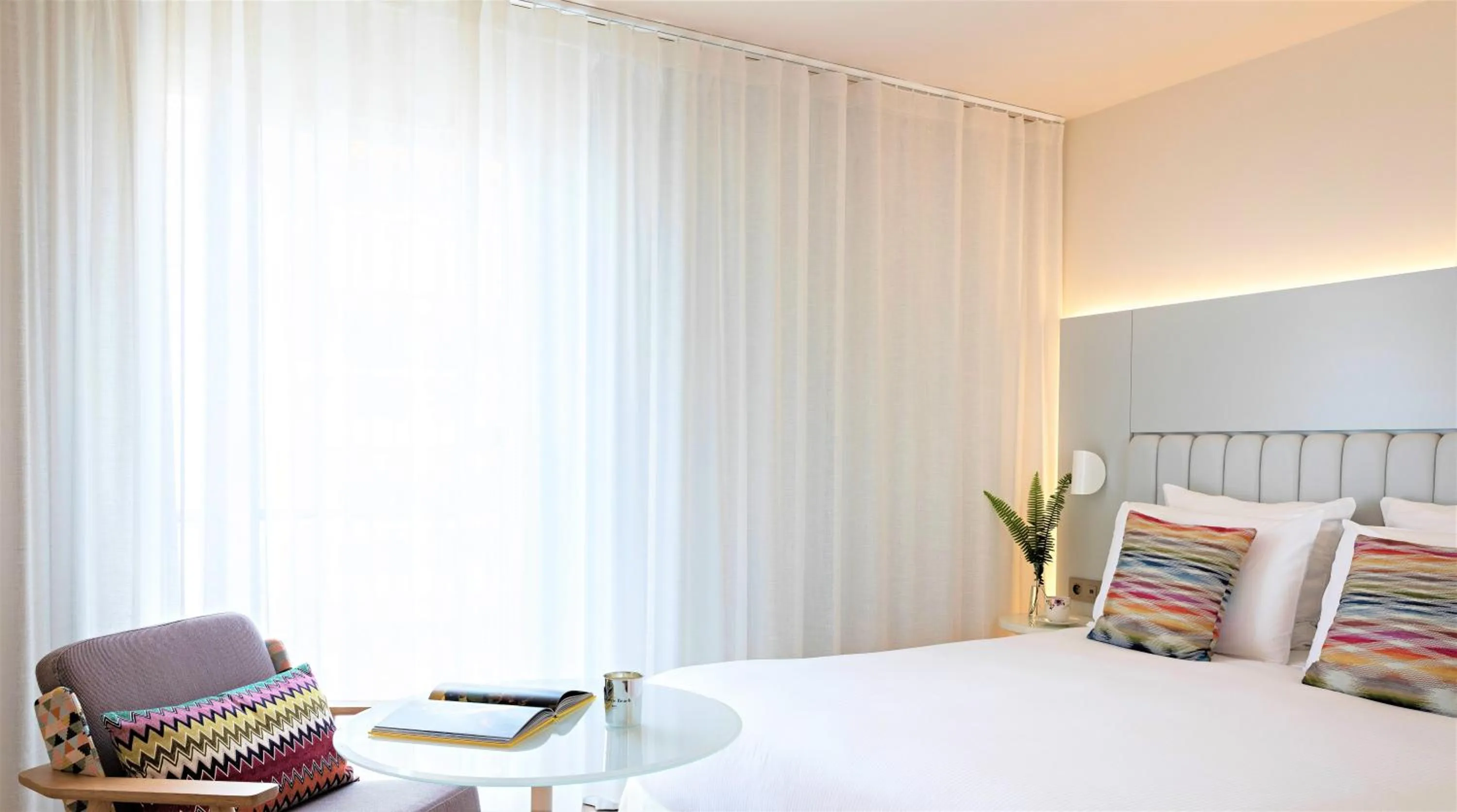 Bed in Croisette Beach Hotel Cannes - MGallery Collection