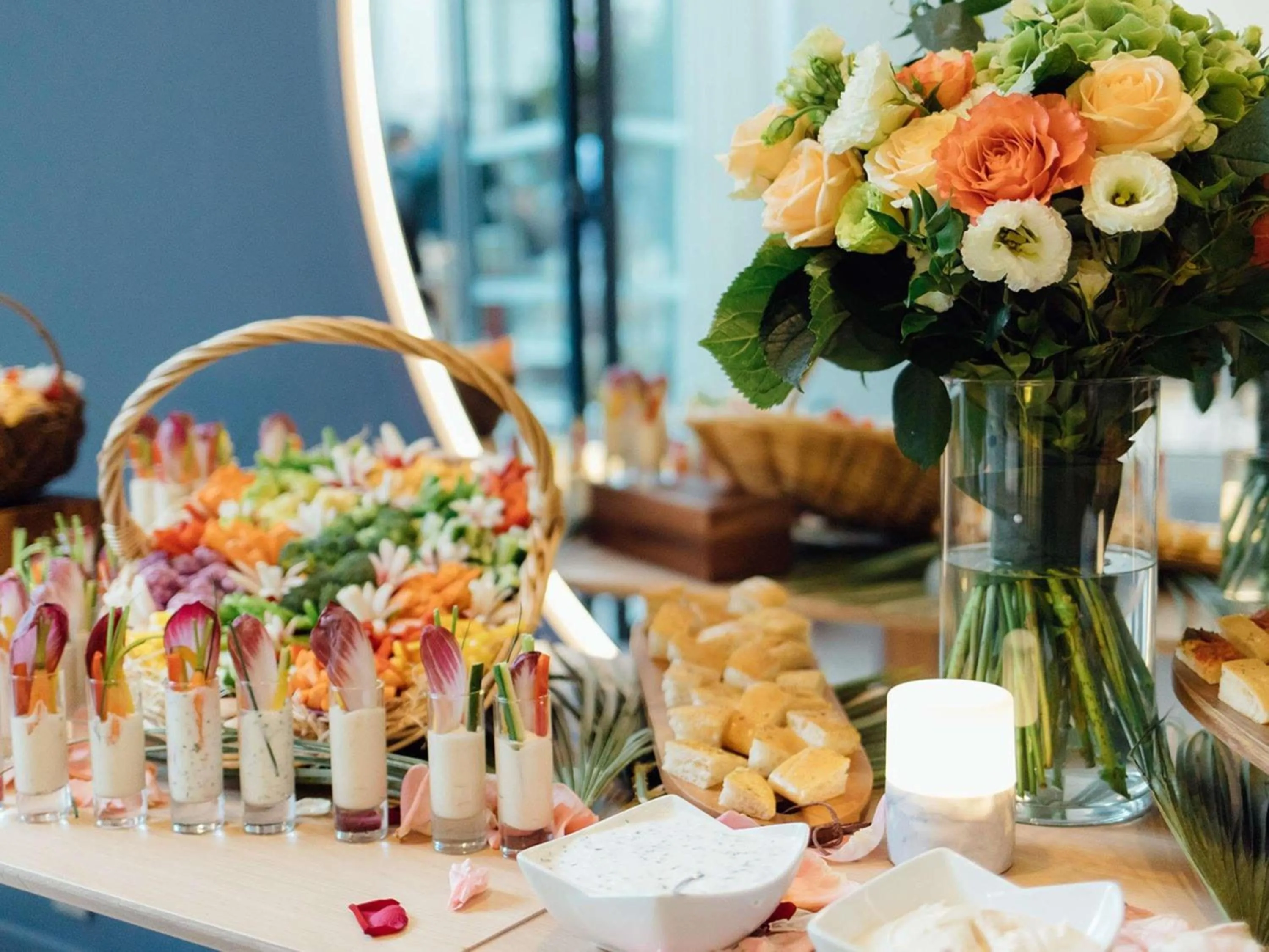 Restaurant/places to eat in Croisette Beach Hotel Cannes - MGallery Collection