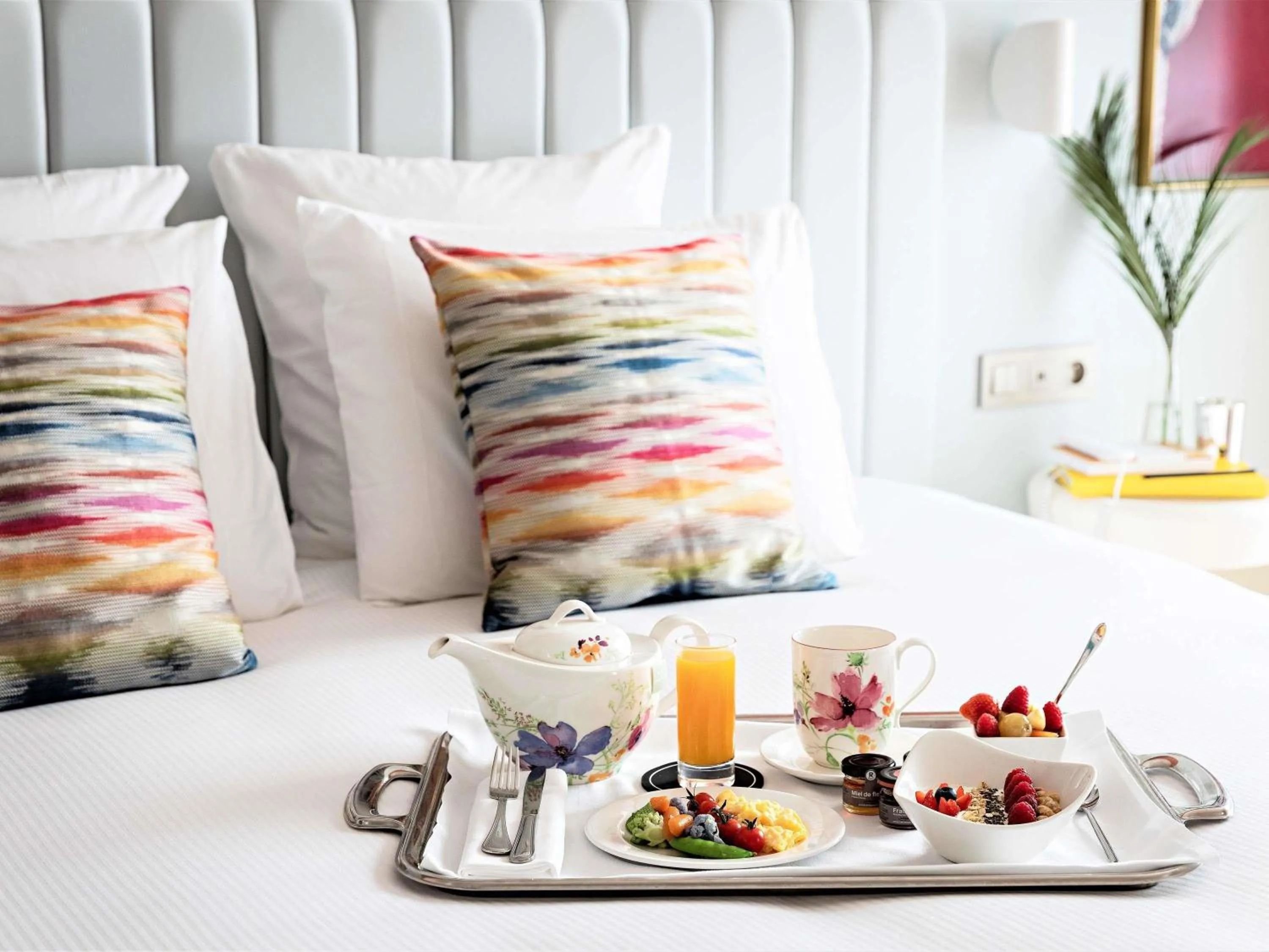 Other, Bed in Croisette Beach Hotel Cannes - MGallery Collection