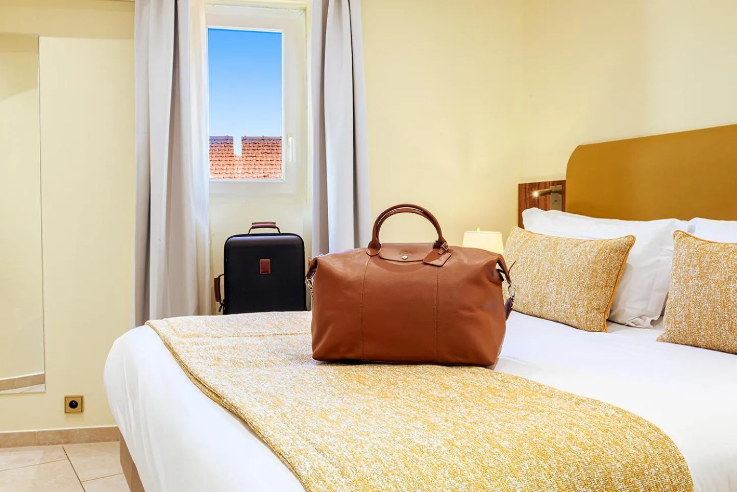 Bed in Résidence Aston la Scala