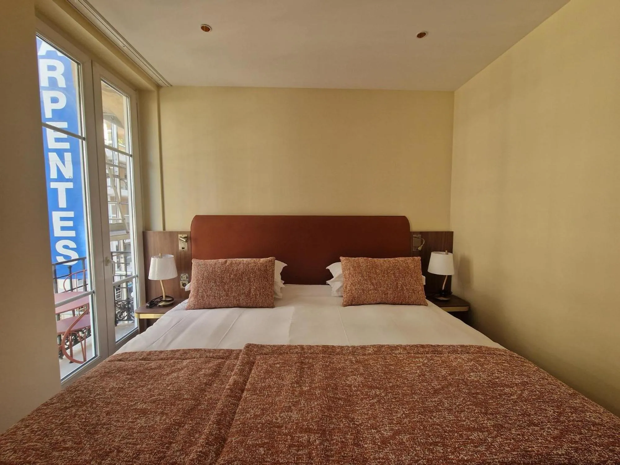 Bed in Résidence Aston la Scala