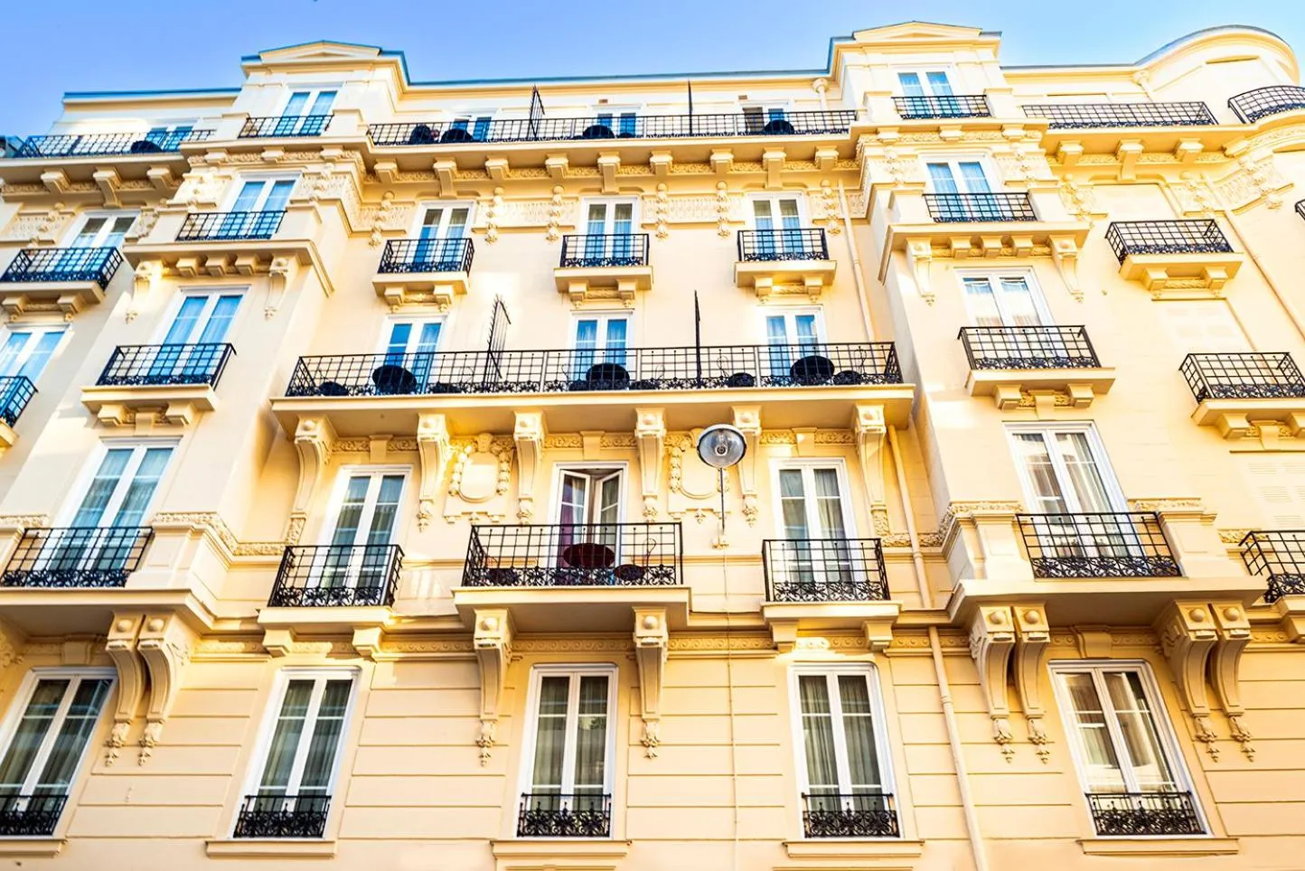 Property building in Résidence Aston la Scala