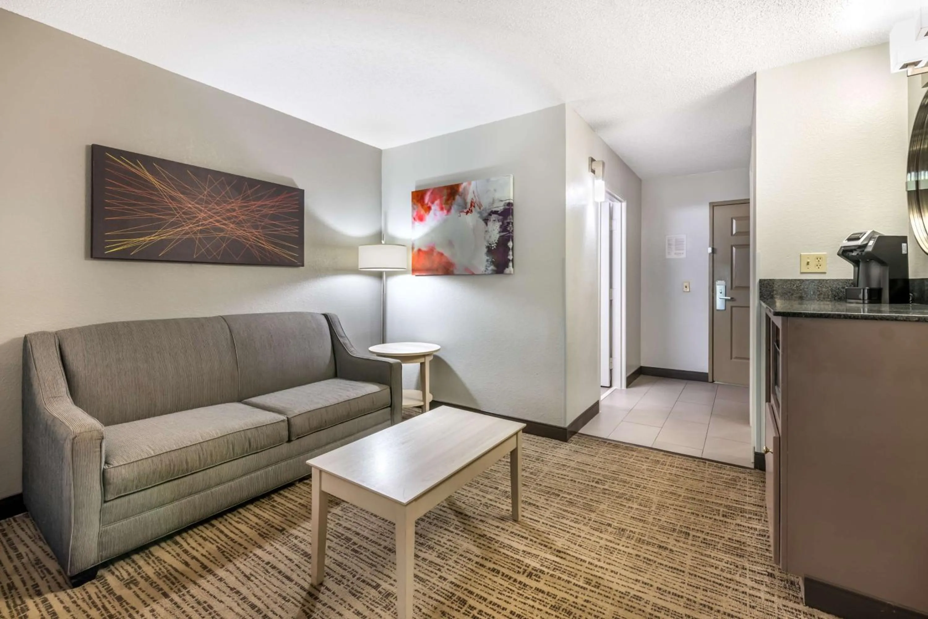 Bedroom in Best Western Plus Lake City