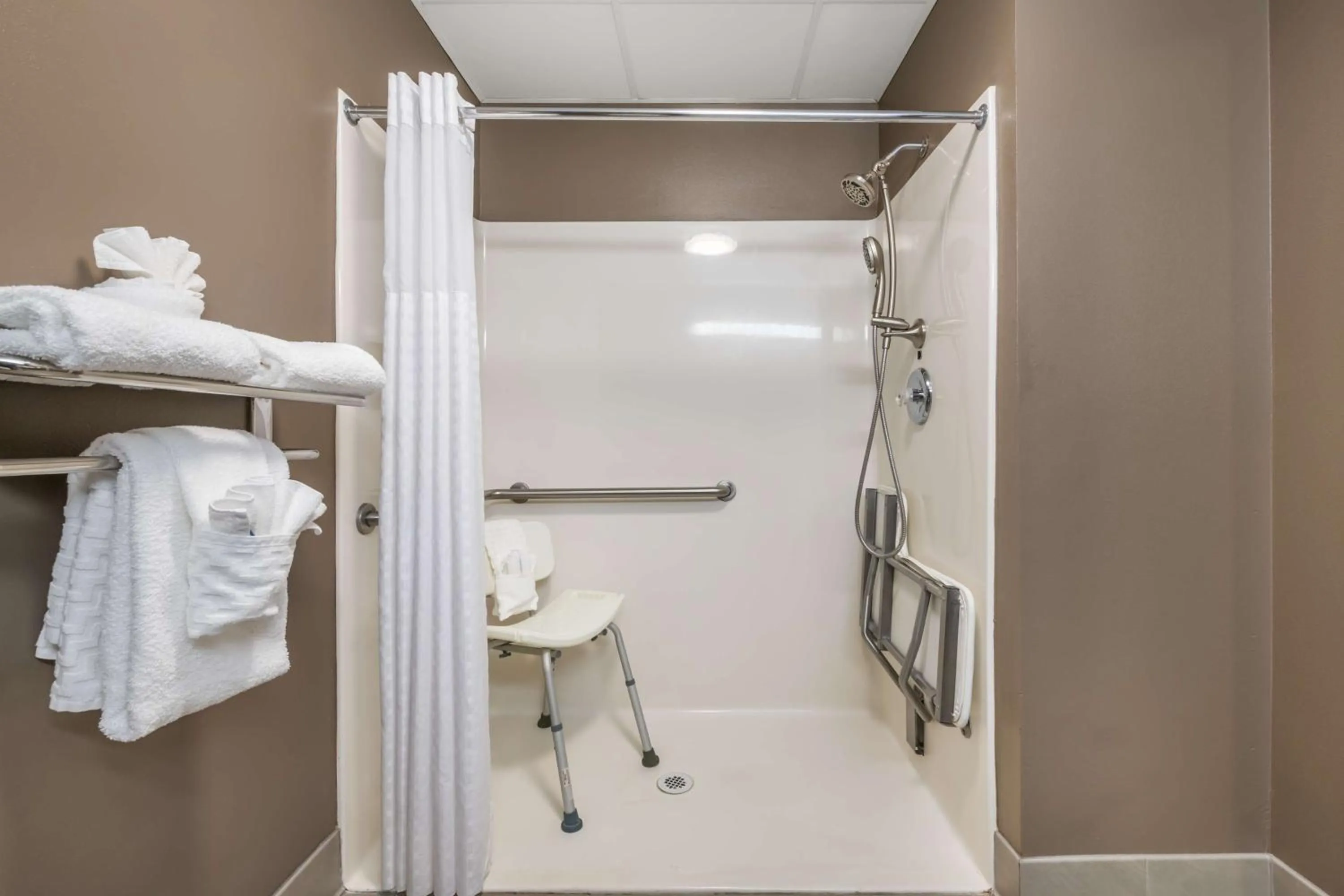 Bathroom in Best Western Plus Lake City