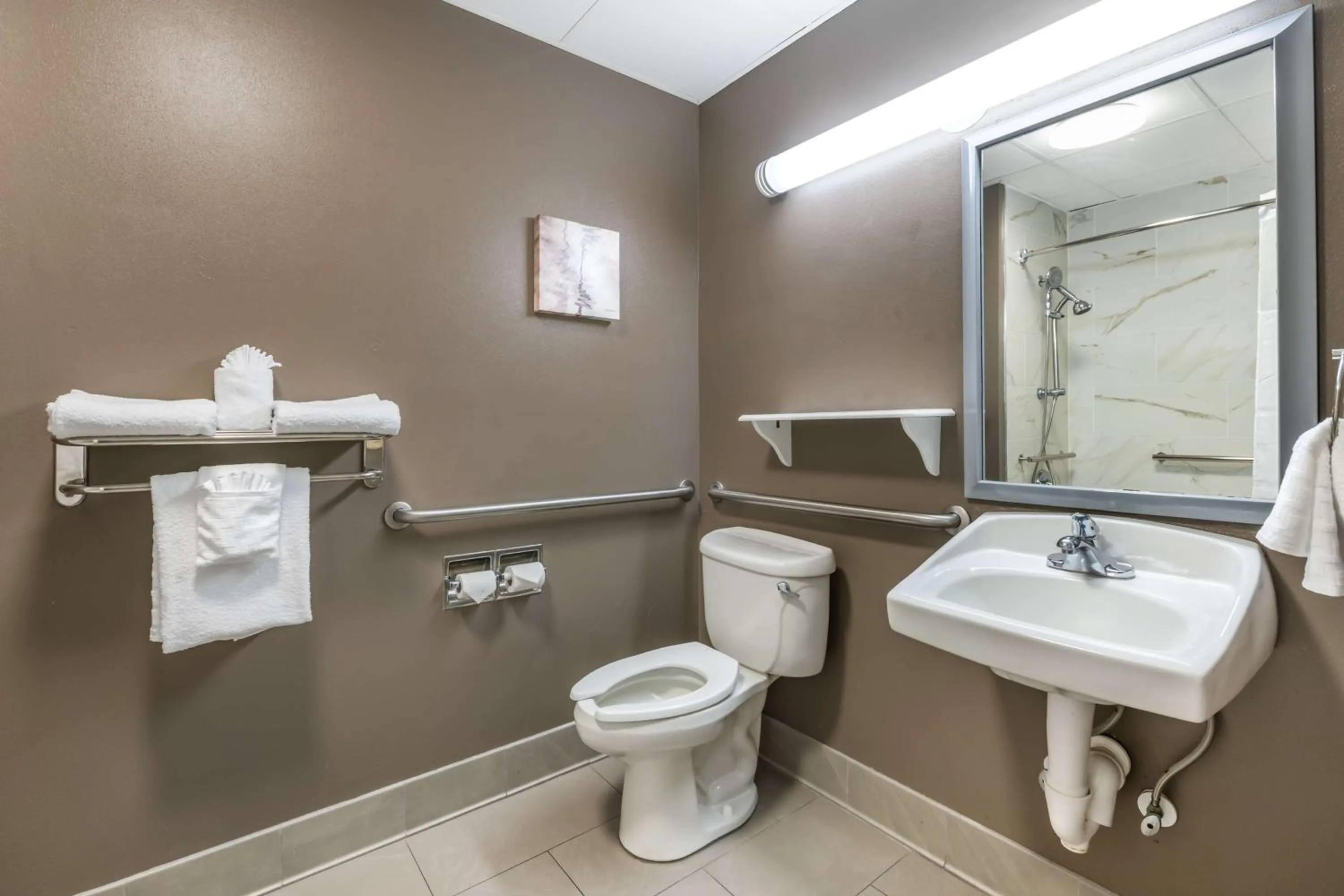 Bathroom in Best Western Plus Lake City