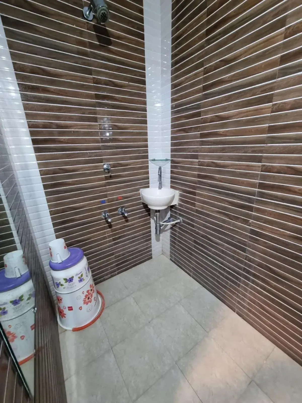Standard Double Room with Fan - single occupancy in Dream Vision Guest House Dream Vision Stays Standard Double Room with Fan - single occupancy in Dream Vision Guest House Dream Vision Stays