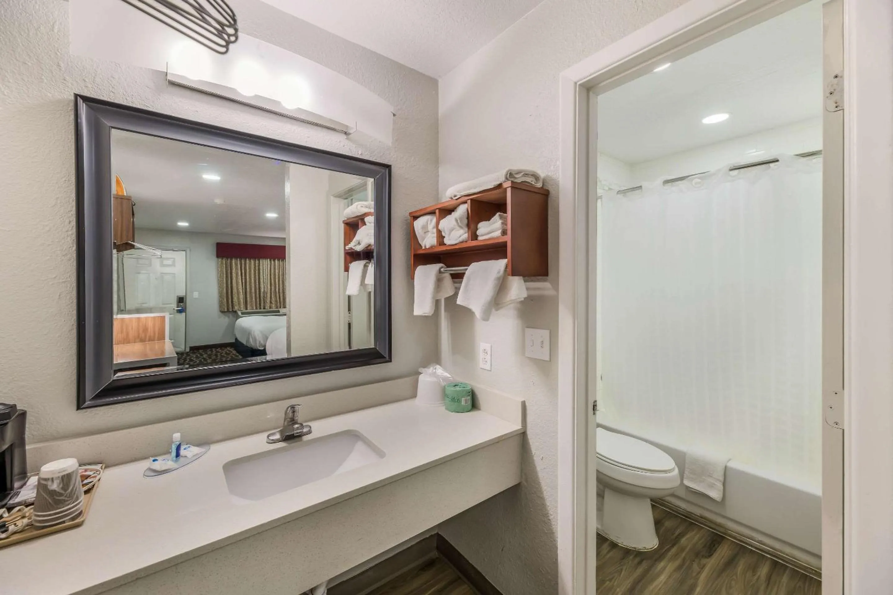 Bedroom in National Parks Inn