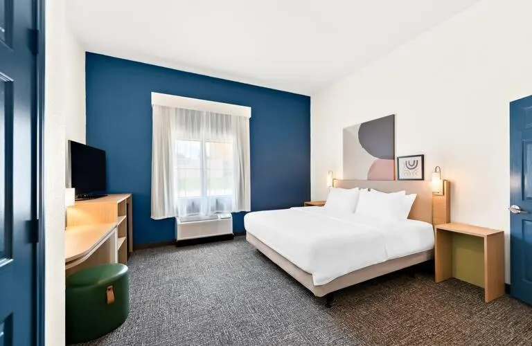 Bed in Super 8 by Wyndham Nacogdoches