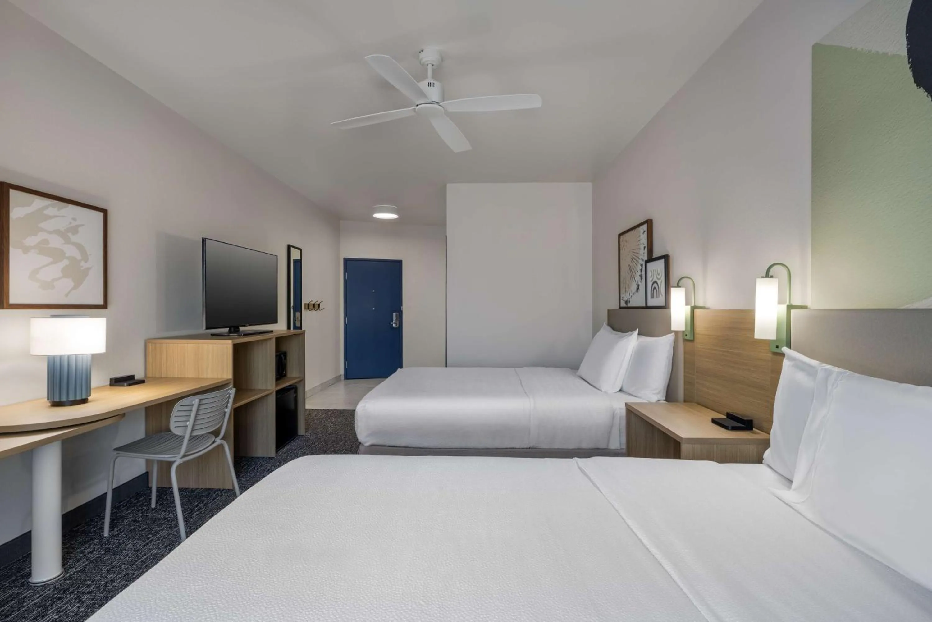 Bed in Super 8 by Wyndham Nacogdoches