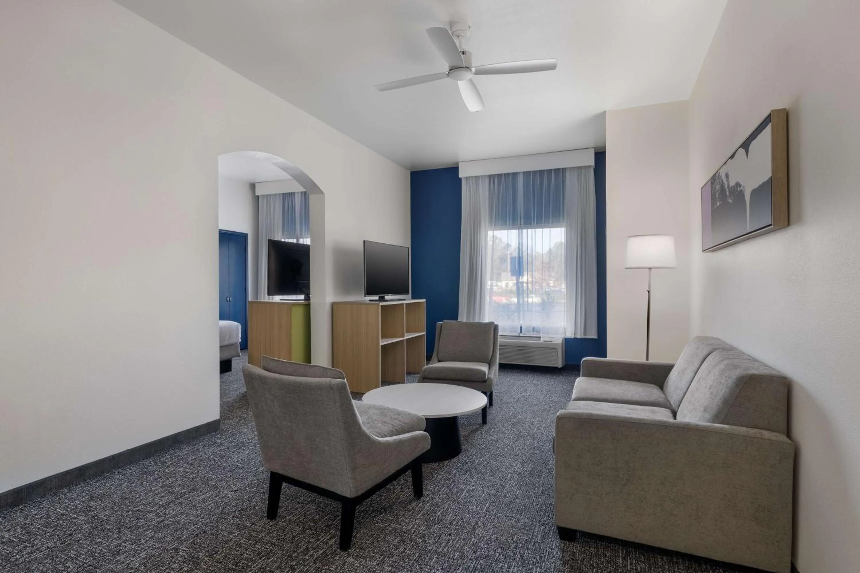 Living room in Super 8 by Wyndham Nacogdoches