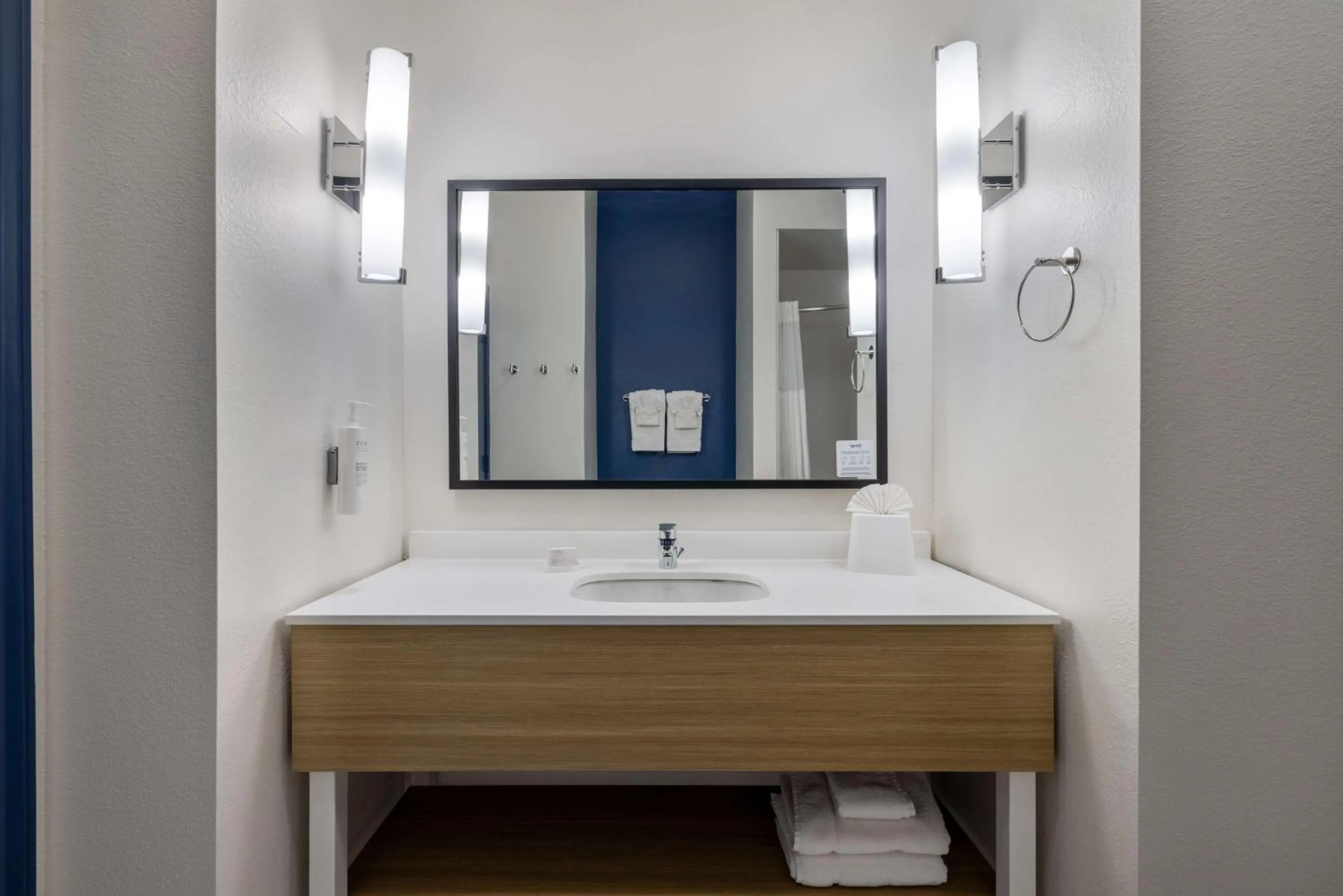 Bathroom in Super 8 by Wyndham Nacogdoches