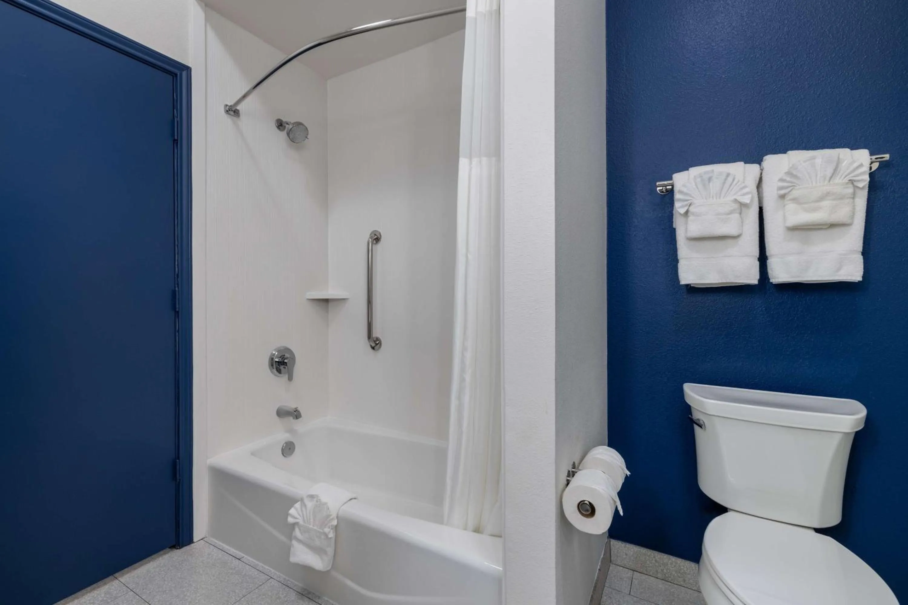 Bathroom in Super 8 by Wyndham Nacogdoches