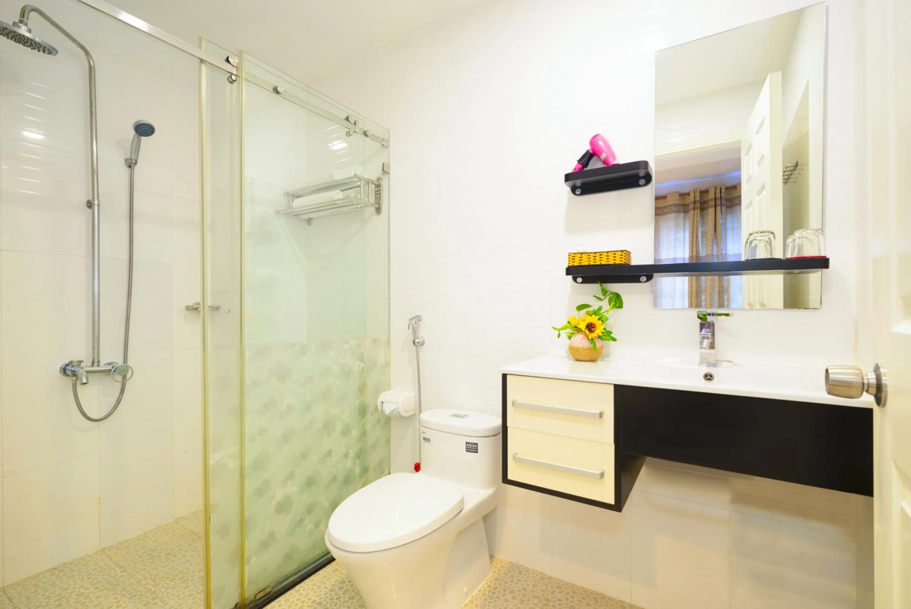 Bathroom in Sunshine Boutique Hotel Phu My Hung