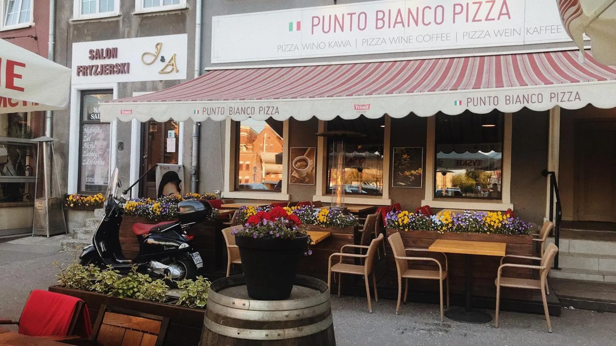 Breakfast in Hostel Przy Targu Rybnym