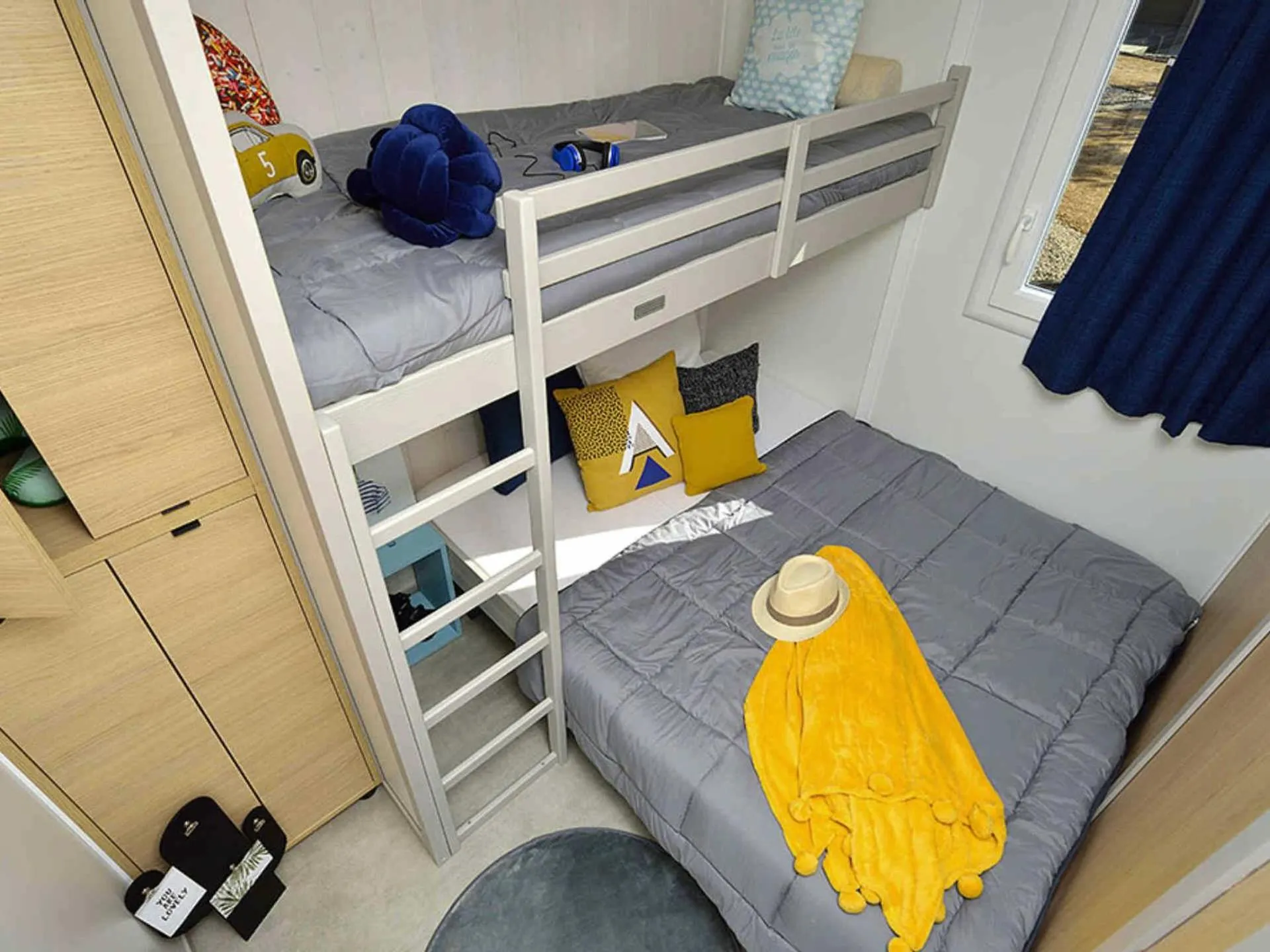bunk bed, Bed in Les Chalets de Saint Maurice (Dieulefit)