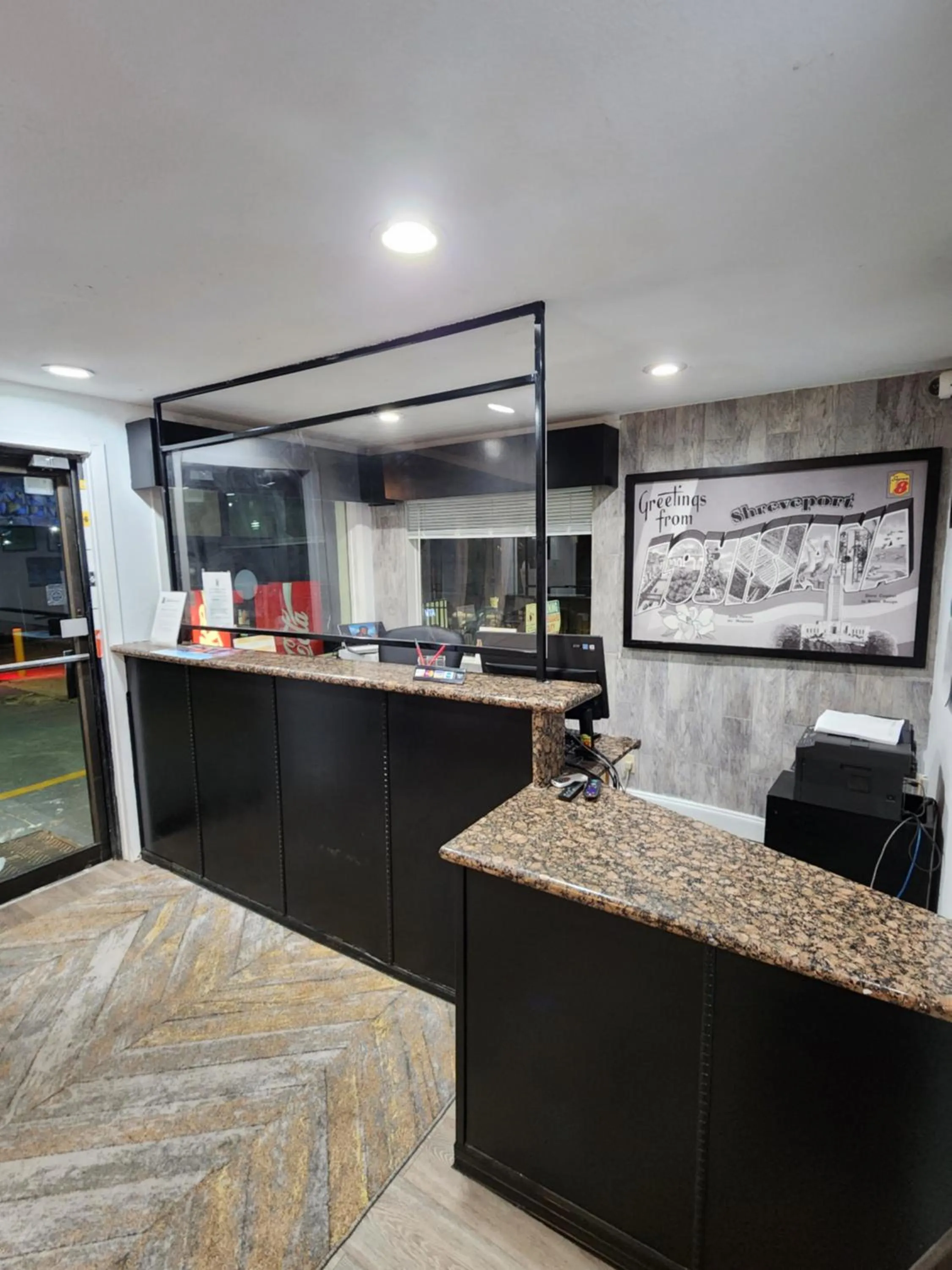 Lobby or reception in Super 8 by Wyndham Shreveport