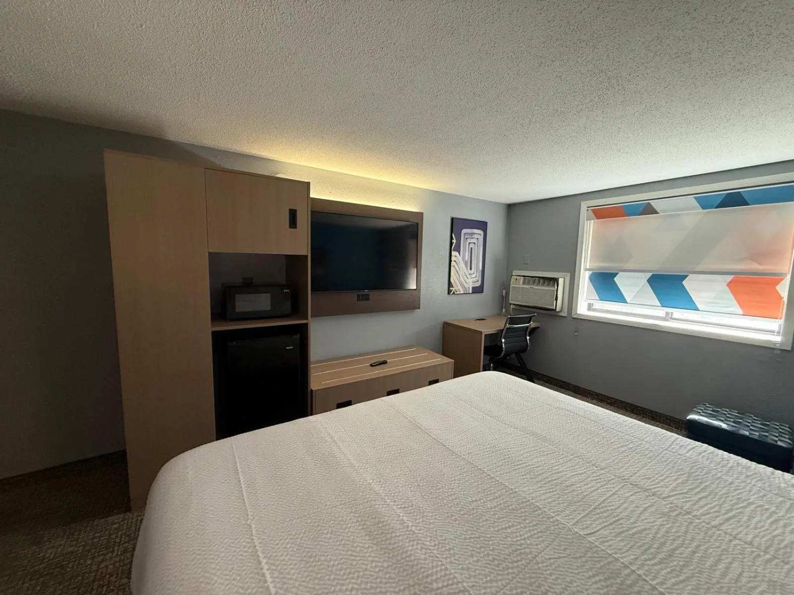 Bed in Super 8 by Wyndham Mankato