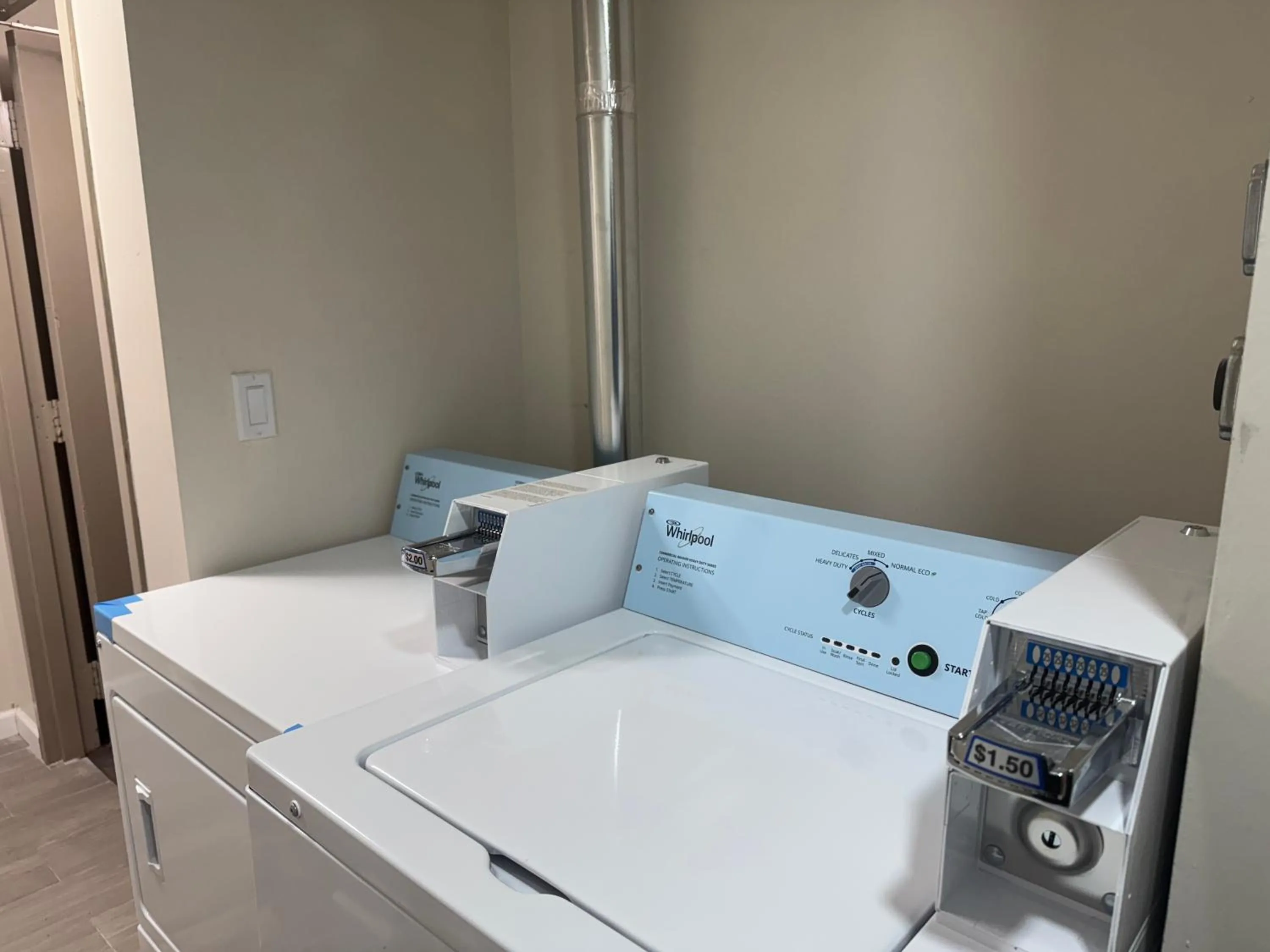 Super 8 by Wyndham Mankato