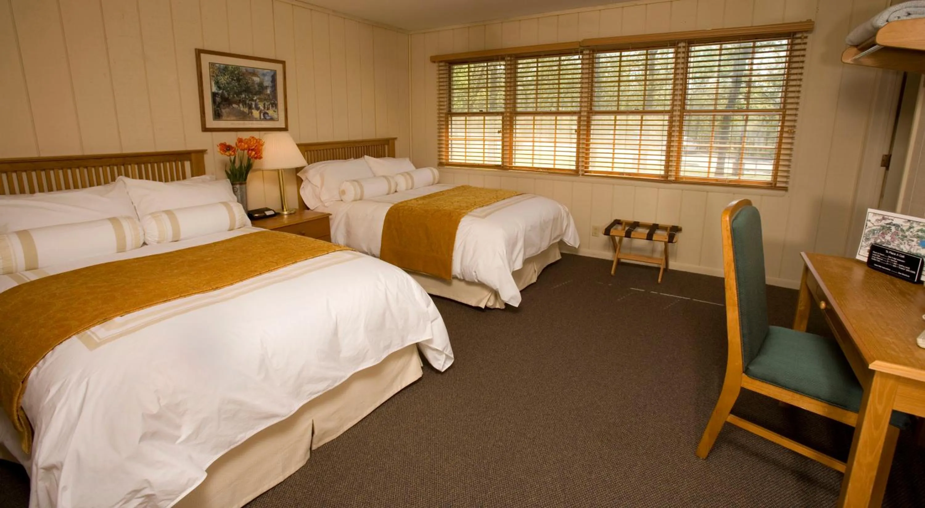Bed in POSTOAK Lodge and Retreat