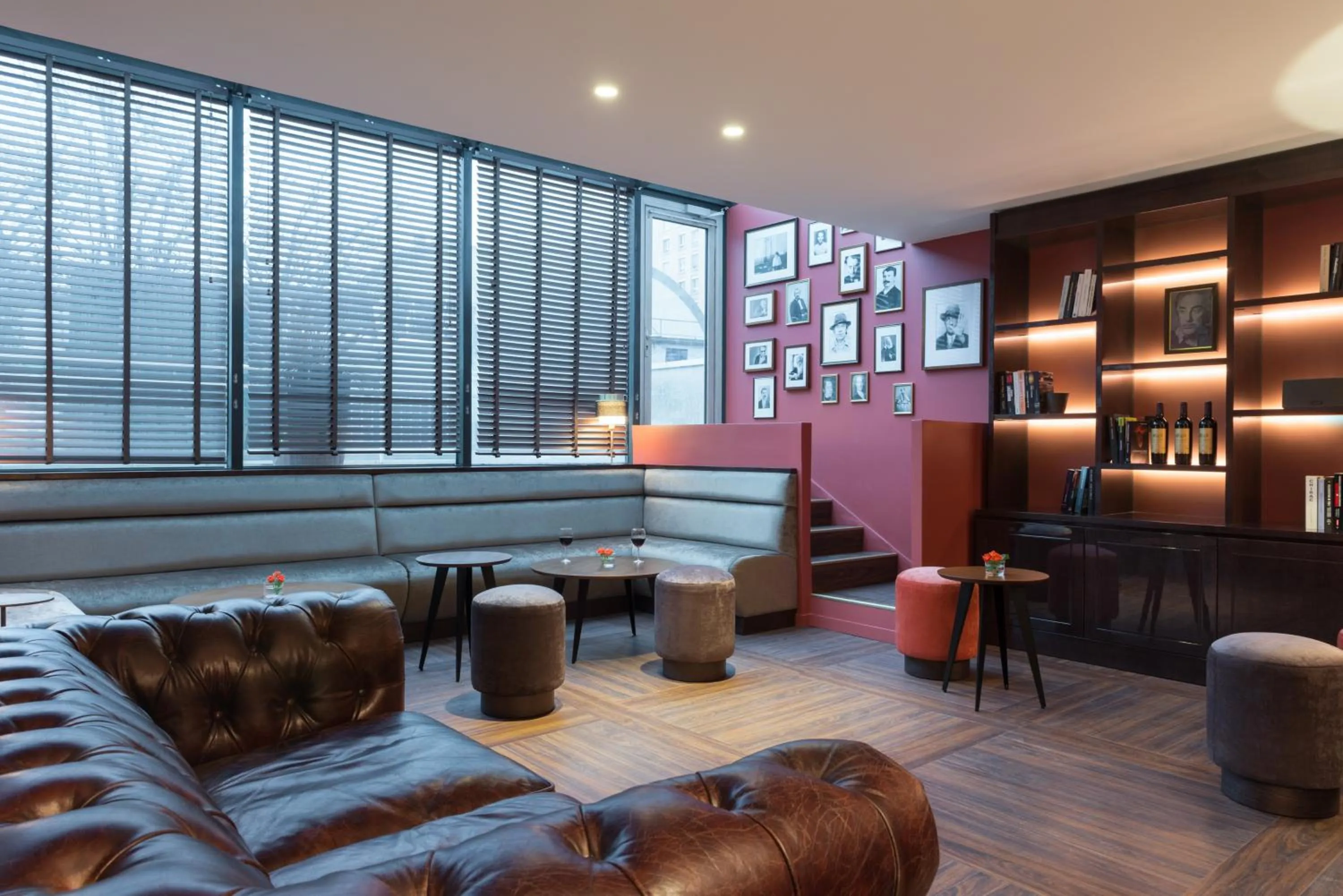 Communal lounge/ TV room in Hôtel Sanso by HappyCulture