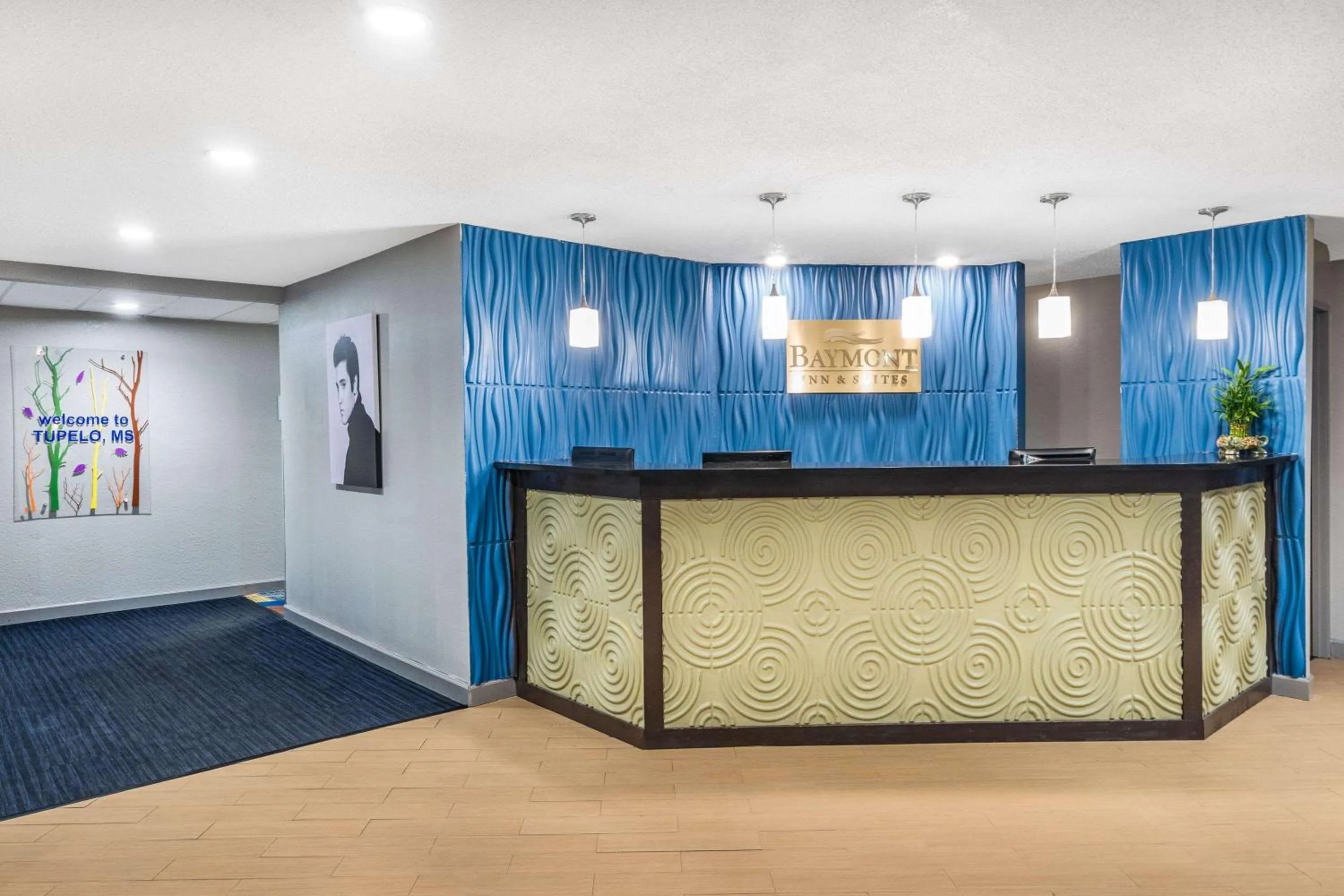 Lobby or reception in Baymont by Wyndham Tupelo