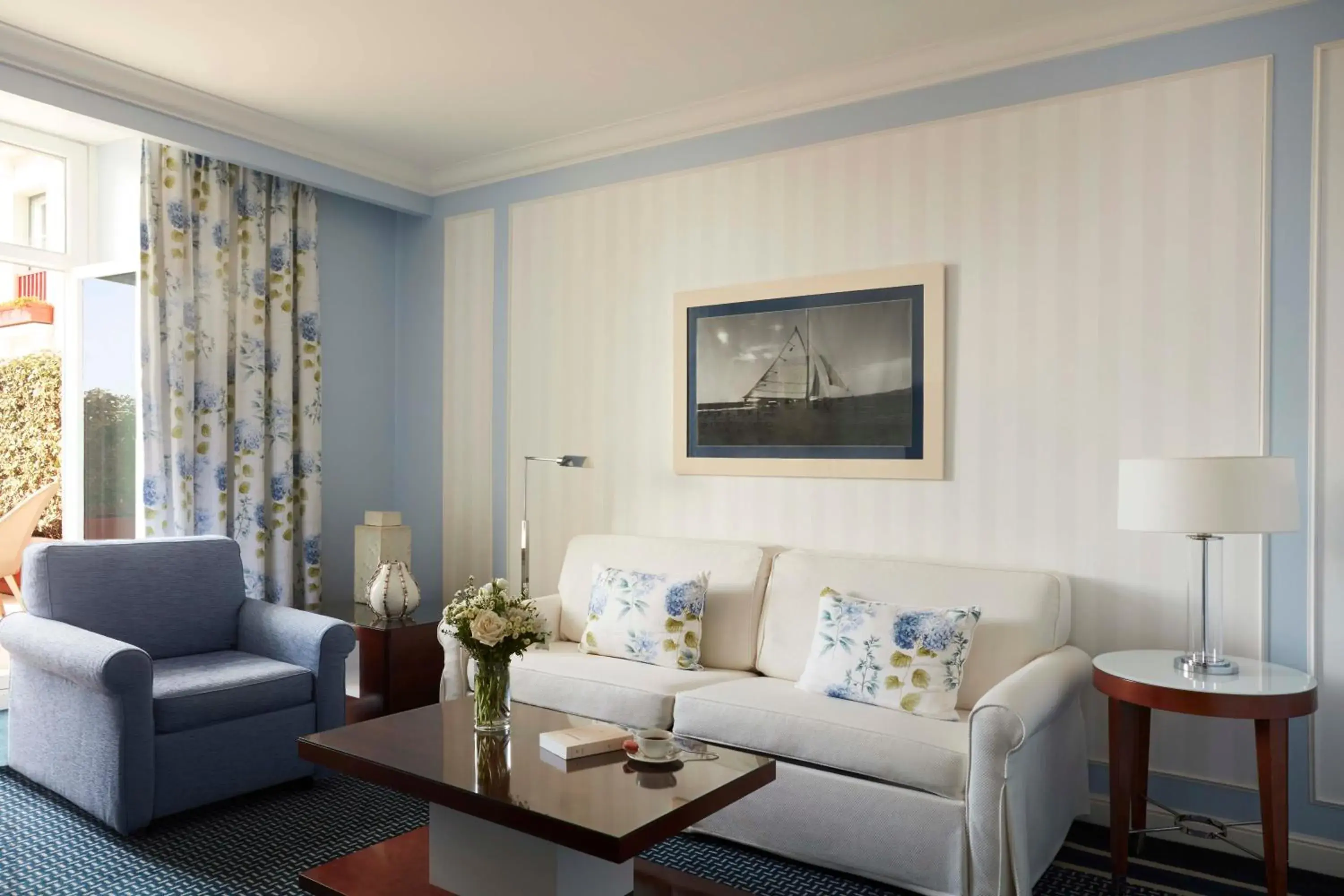 Presidential Suite in Hôtel Barrière L'Hermitage Presidential Suite in Hôtel Barrière L'Hermitage