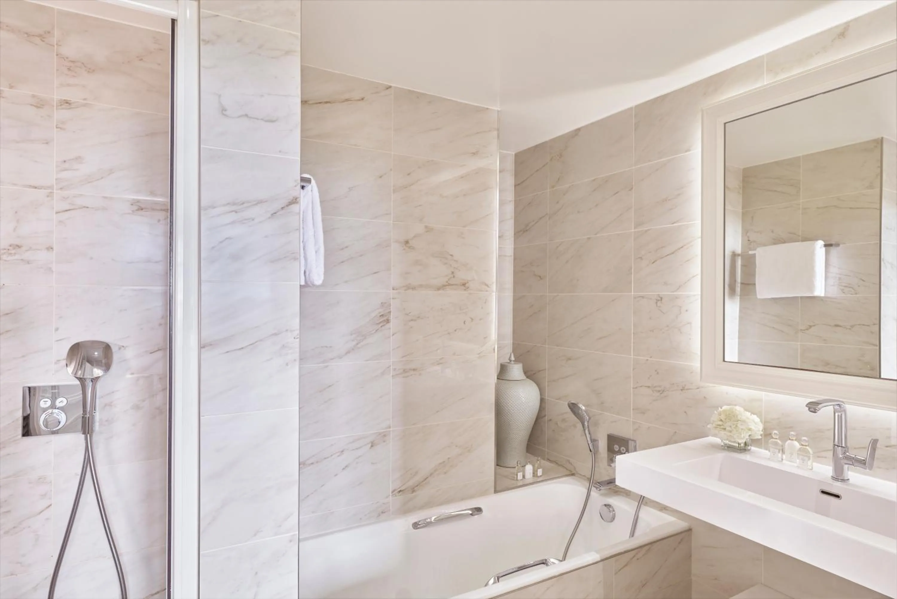 Bathroom in Hôtel Barrière L'Hermitage