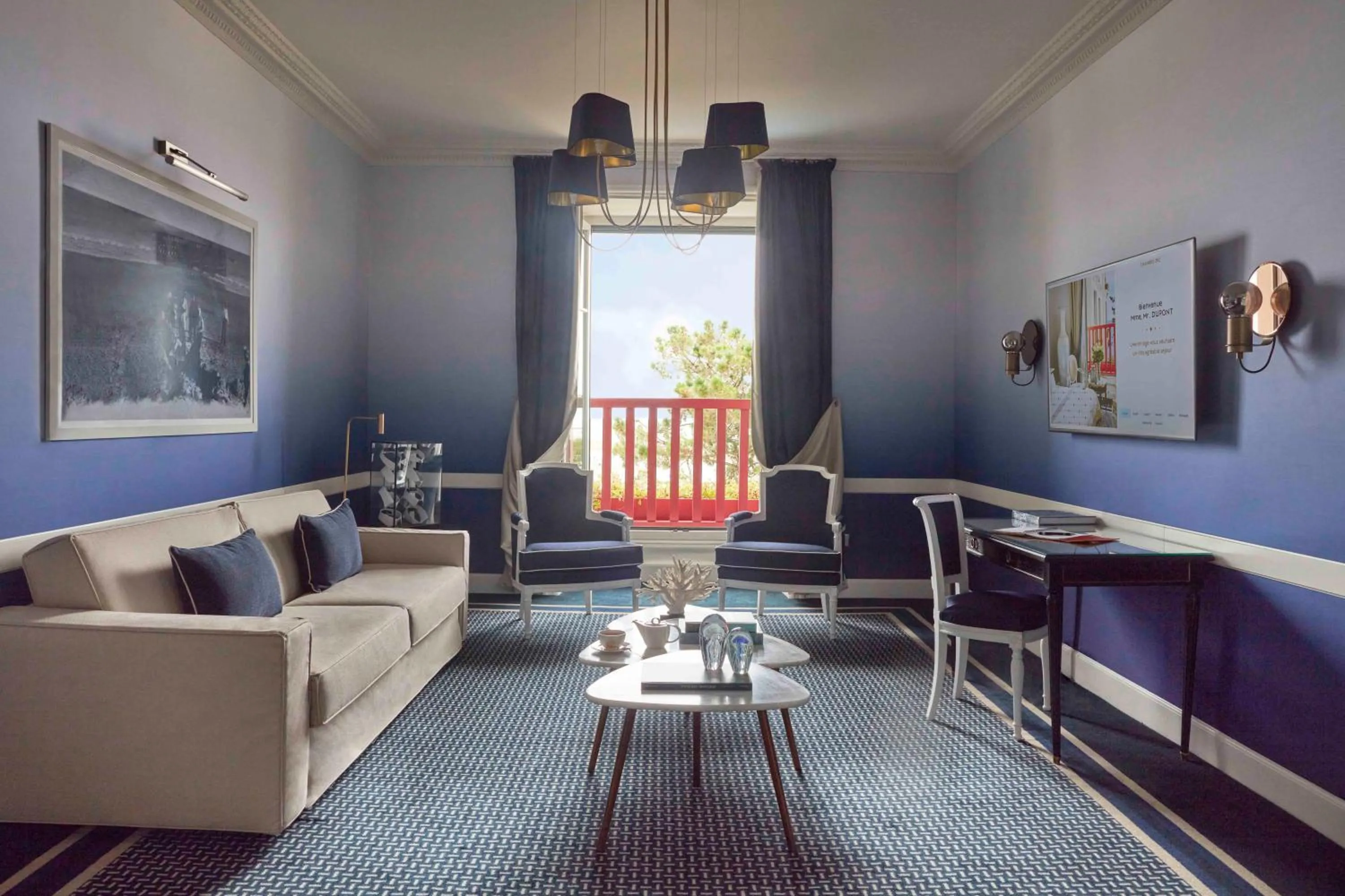 Living room in Hôtel Barrière L'Hermitage