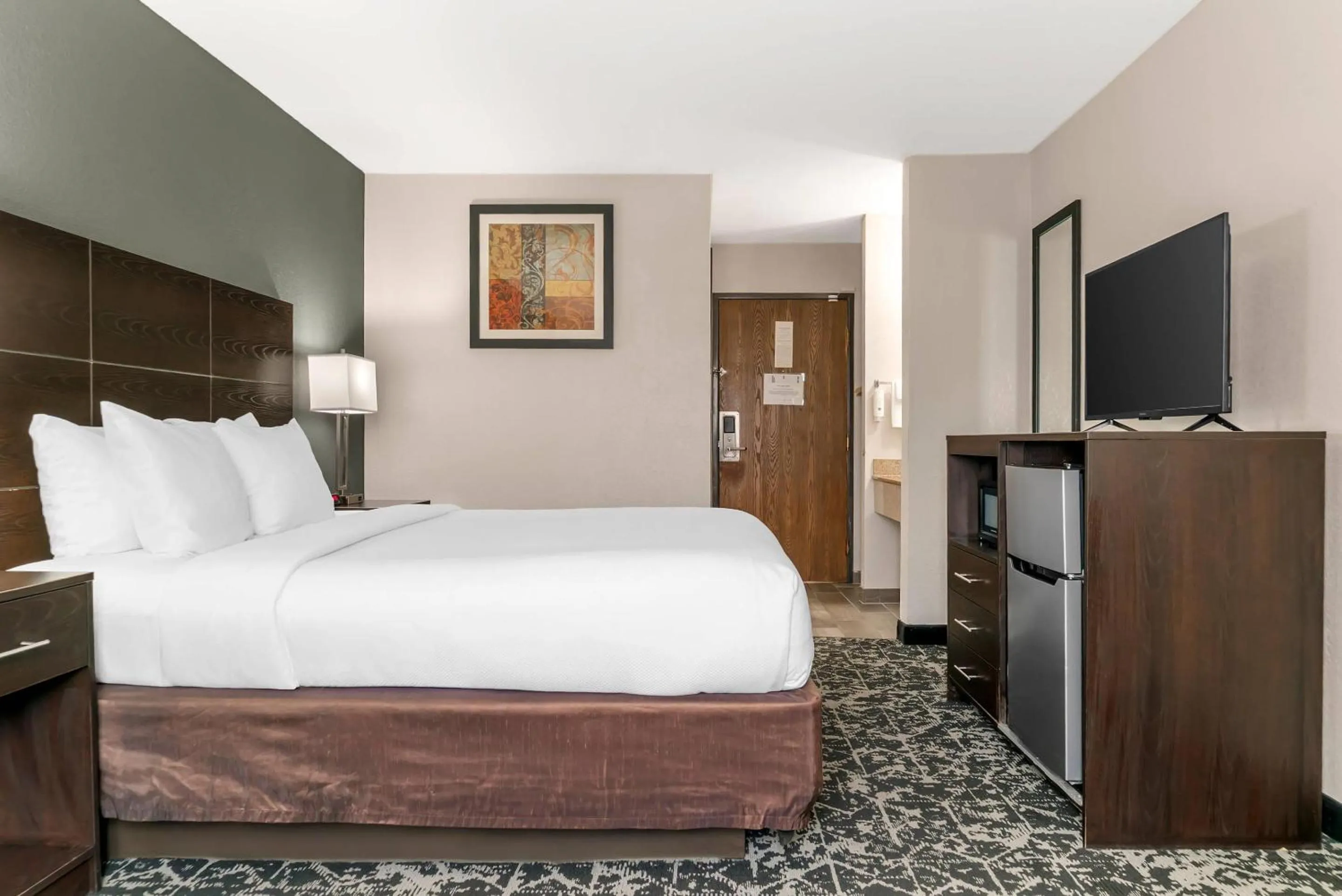 Bedroom, Bed in Quality Inn Grand Rapids South-Byron Center