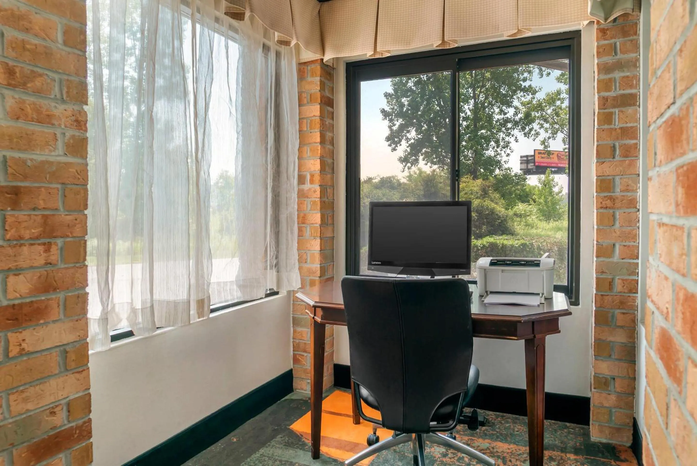 Business facilities in Quality Inn Grand Rapids South-Byron Center