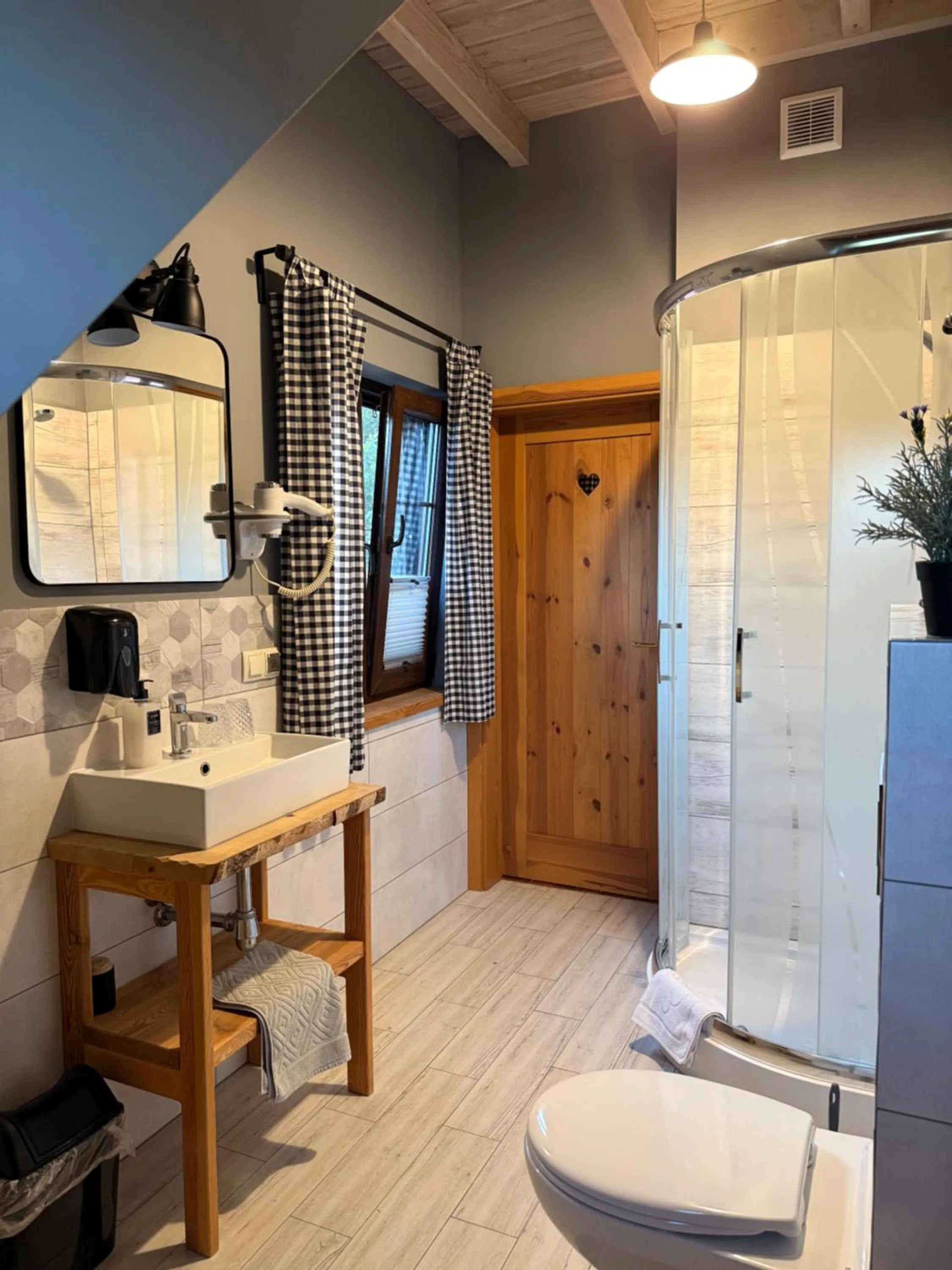 Wypoczynek pod Lipami