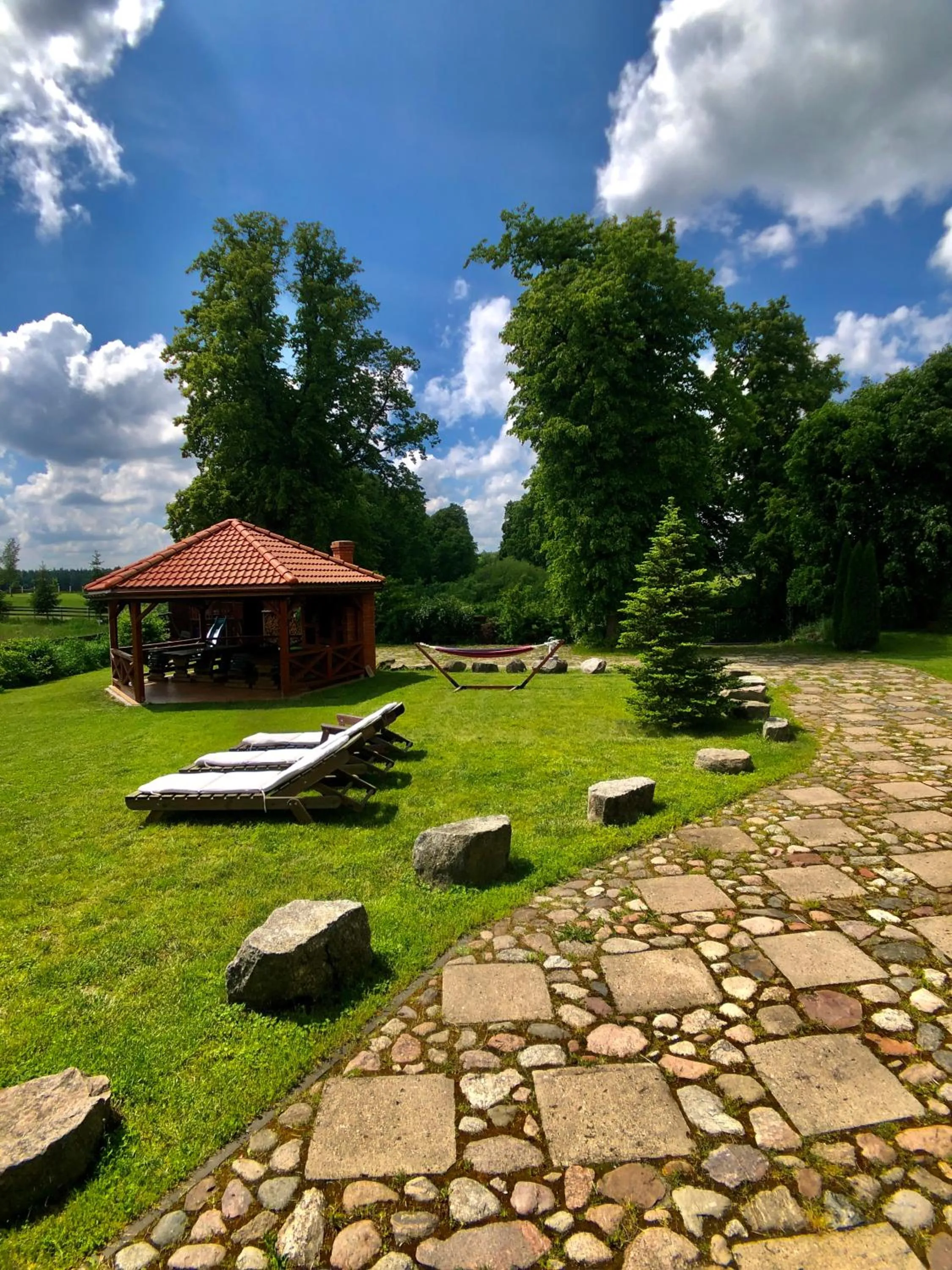 Wypoczynek pod Lipami